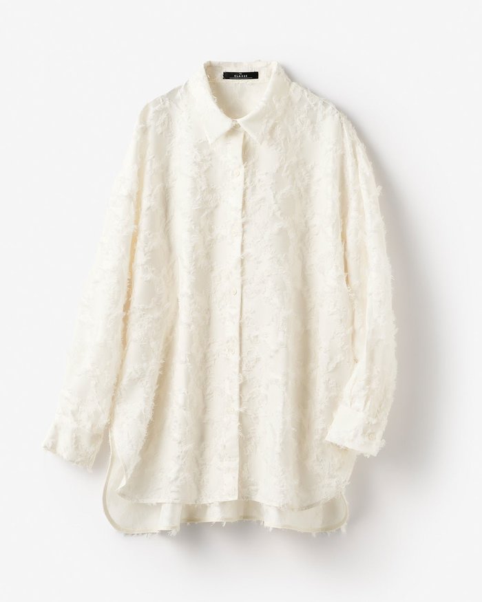 【ドゥクラッセ/DoCLASSE】のカットジャカード・フォルムシャツ インテリア・キッズ・メンズ・レディースファッション・服の通販 founy(ファニー) https://founy.com/ ファッション Fashion レディースファッション Fashion for Women トップス・カットソー Cut & Sew Tops シャツ・ブラウス・オフィスカジュアル Elegant Blouses & Button-Ups シンプル Simple, Minimal ジャカード／ジャガード Jacquard, Woven Pattern |ID: prp329100004837972 ipo3291000000035249879