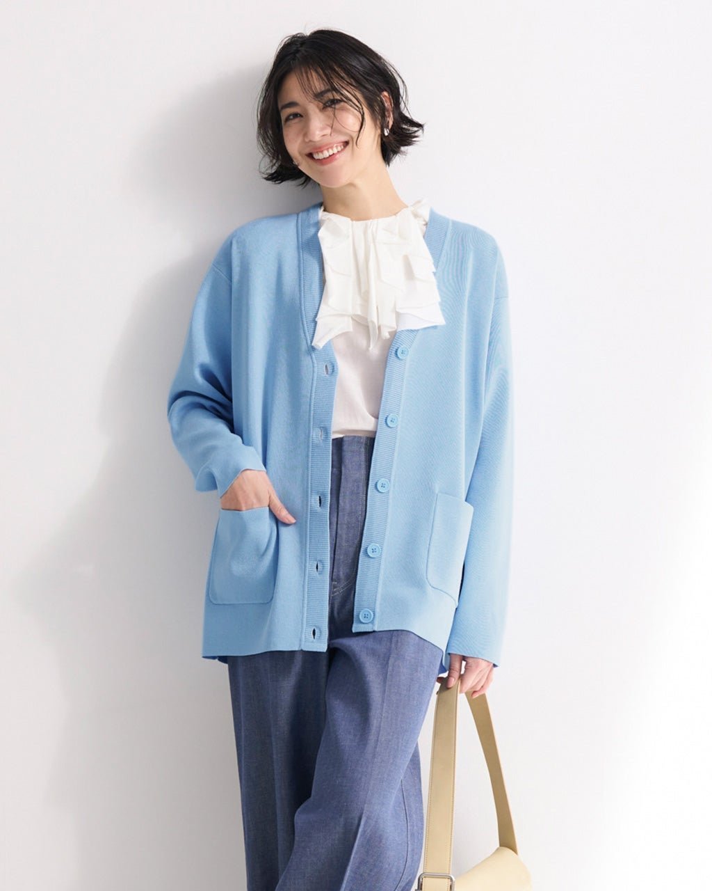 【ドゥクラッセ/DoCLASSE】の総針編み・Vネックカーディガン インテリア・キッズ・メンズ・レディースファッション・服の通販 founy(ファニー) 　ファッション　Fashion　レディースファッション　Fashion for Women　トップス・カットソー　Cut & Sew Tops　カーディガン・羽織り　Layered Style Cardigans　Vネックトップス　V-Neck Tops / V-Cut Neckline Shirts　新作・新入荷　New Arrivals / New In　インナー　Innerwear　カーディガン　Cardigan, Knitwear　ロング　Long, Long-Length　夏　Summer　サックス|ID: prp329100004837975 ipo3291000000035249893