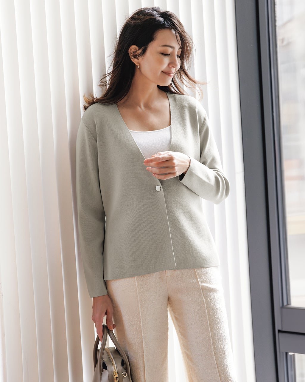 【ドゥクラッセ/DoCLASSE】の総針編み・バックペプラムジャケット インテリア・キッズ・メンズ・レディースファッション・服の通販 founy(ファニー) ファッション Fashion レディースファッション Fashion for Women アウター Coat / Outerwear Collection レディースジャケット・軽アウター Jackets おすすめ Recommended / Our Picks シンプル Simple, Minimal ジャケット Jacket, Outerwear スマート Smart, Elegant ペプラム Peplum, Flared Hem 秋 Autumn アイスグレー|ID: prp329100004839748 ipo3291000000035268613