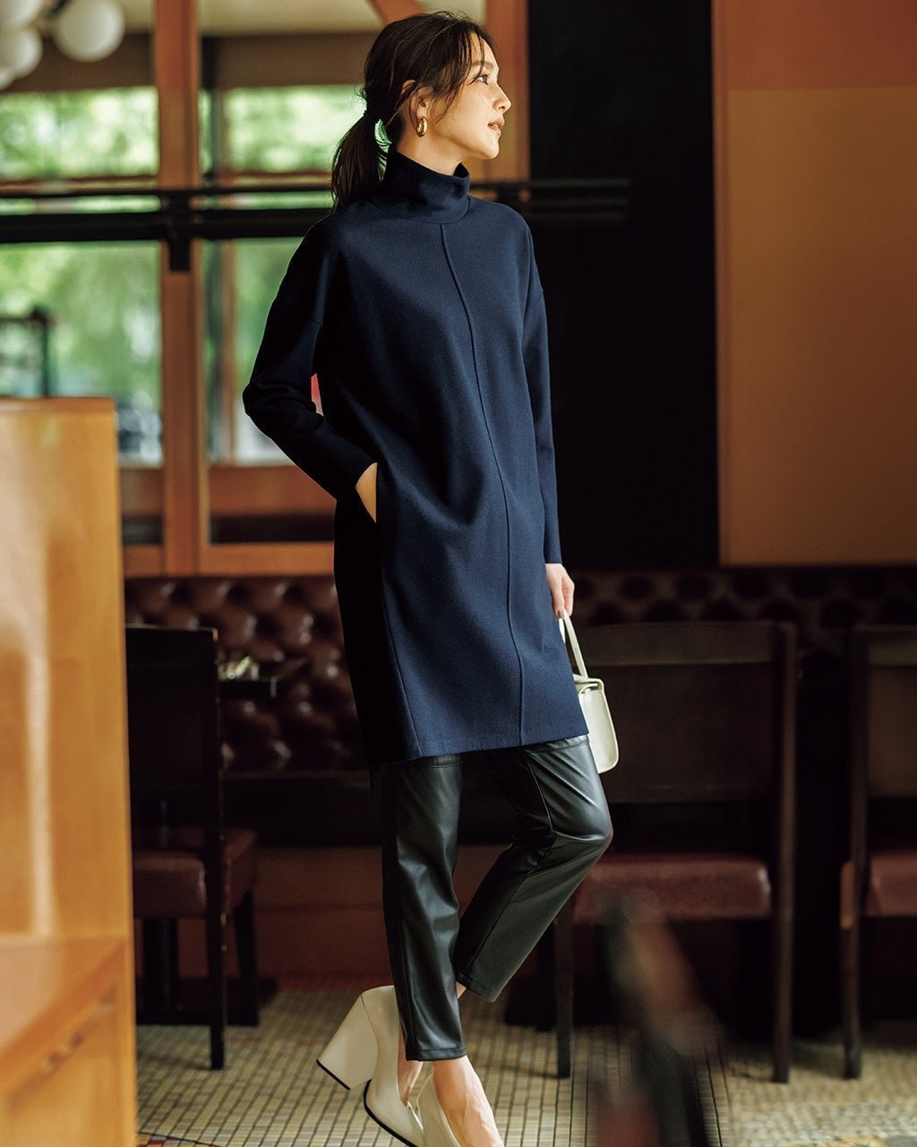 【ドゥクラッセ/DoCLASSE】のニードルジャージー・ハイネックチュニック インテリア・キッズ・メンズ・レディースファッション・服の通販 founy(ファニー) 　ファッション　Fashion　レディースファッション　Fashion for Women　トップス・カットソー　Cut & Sew Tops　センター　Center, Center Line　チュニック　Tunic, Long Top　スティールネイビー|ID: prp329100004845878 ipo3291000000035345111