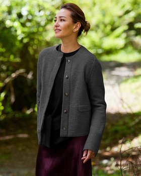 【ドゥクラッセ/DoCLASSE】 プレミアボイルドウール・Cカラージャケット人気、トレンドファッション・服の通販 founy(ファニー) ファッション Fashion レディースファッション Fashion for Women アウター Coat / Outerwear Collection レディースジャケット・軽アウター Jackets カフス Cuff Design ジャケット Jacket, Outerwear フェルト Felt, Felt Fabric フラップ Flap, Flap Pocket ポケット Pocket, Pocket Detail おすすめ Recommended / Our Picks |ID:prp329100004845880