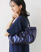 【ドゥクラッセ/DoCLASSE】のモノグラム柄・ギャザーハンドバッグ 人気、トレンドファッション・服の通販 founy(ファニー) ファッション Fashion レディースファッション Fashion for Women バッグ Bags レイングッズ・傘・晴雨兼用傘 Umbrellas & Rain Gear ギャザー Gathered, Ruffled ドローコード Drawcord, Drawstring Cord フォルム Silhouette, Form フリル Frill, Ruffle フロント Front, Front Design 日傘 Parasol, UV Umbrella thumbnail ネイビー|ID: prp329100004847606 ipo3291000000035408471
