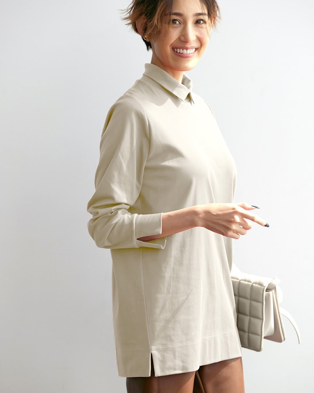 【ドゥクラッセ/DoCLASSE】の超長綿・2WAYハイネックトップス インテリア・キッズ・メンズ・レディースファッション・服の通販 founy(ファニー) ファッション Fashion レディースファッション Fashion for Women トップス・カットソー Cut & Sew Tops シャツ・ブラウス・オフィスカジュアル Elegant Blouses & Button-Ups ロングTシャツ・Tシャツ Longline T-Shirts & Tees カットソー・ベーシックTシャツ Cut-and-Sewn Tops / Stretch Tees & Basics なめらか Smooth, Silky Texture カットソー Cut and Sewn Top スリット Slit, Slit Detail チェック Check, Plaid, Tartan ハイネック High Neck, Mock Neck ロング Long, Long-Length アイスグレー|ID: prp329100004848085 ipo3291000000035431563