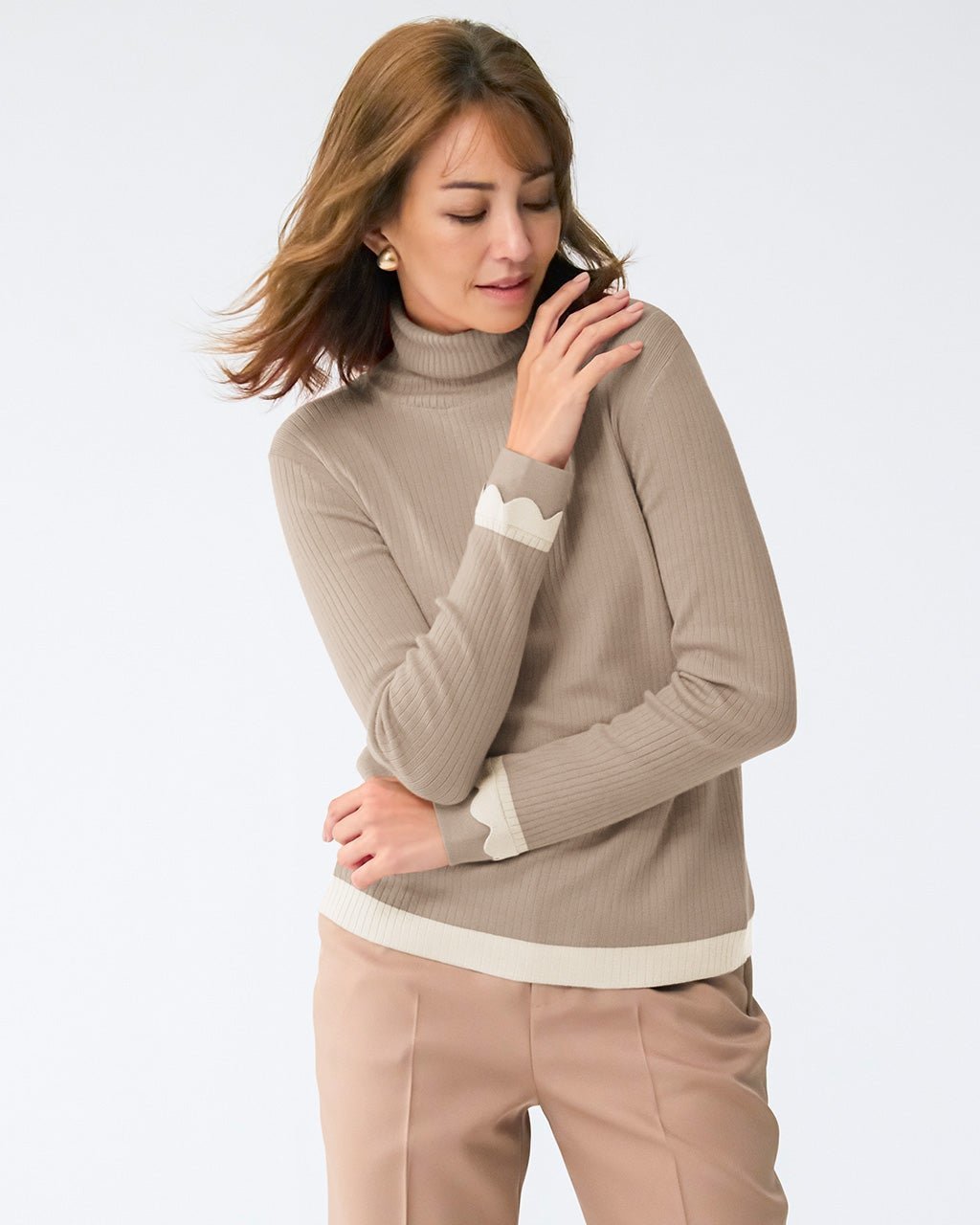 【ドゥクラッセ/DoCLASSE】の総針ニット・エッセンシャル針抜きタートル インテリア・キッズ・メンズ・レディースファッション・服の通販 founy(ファニー) ファッション Fashion レディースファッション Fashion for Women トップス・カットソー Cut & Sew Tops ニット Knit Tops & Sweaters なめらか Smooth, Silky Texture スカラップ Scallop, Scalloped Edge セーター Sweater, Knitwear タートル Turtleneck, Turtle Collar タートルネック Turtleneck, High Neck ハイネック High Neck, Mock Neck フェミニン Feminine, Girly 雑誌 Magazine, Fashion Magazine グレーベージュ|ID: prp329100004848099 ipo3291000000035431651