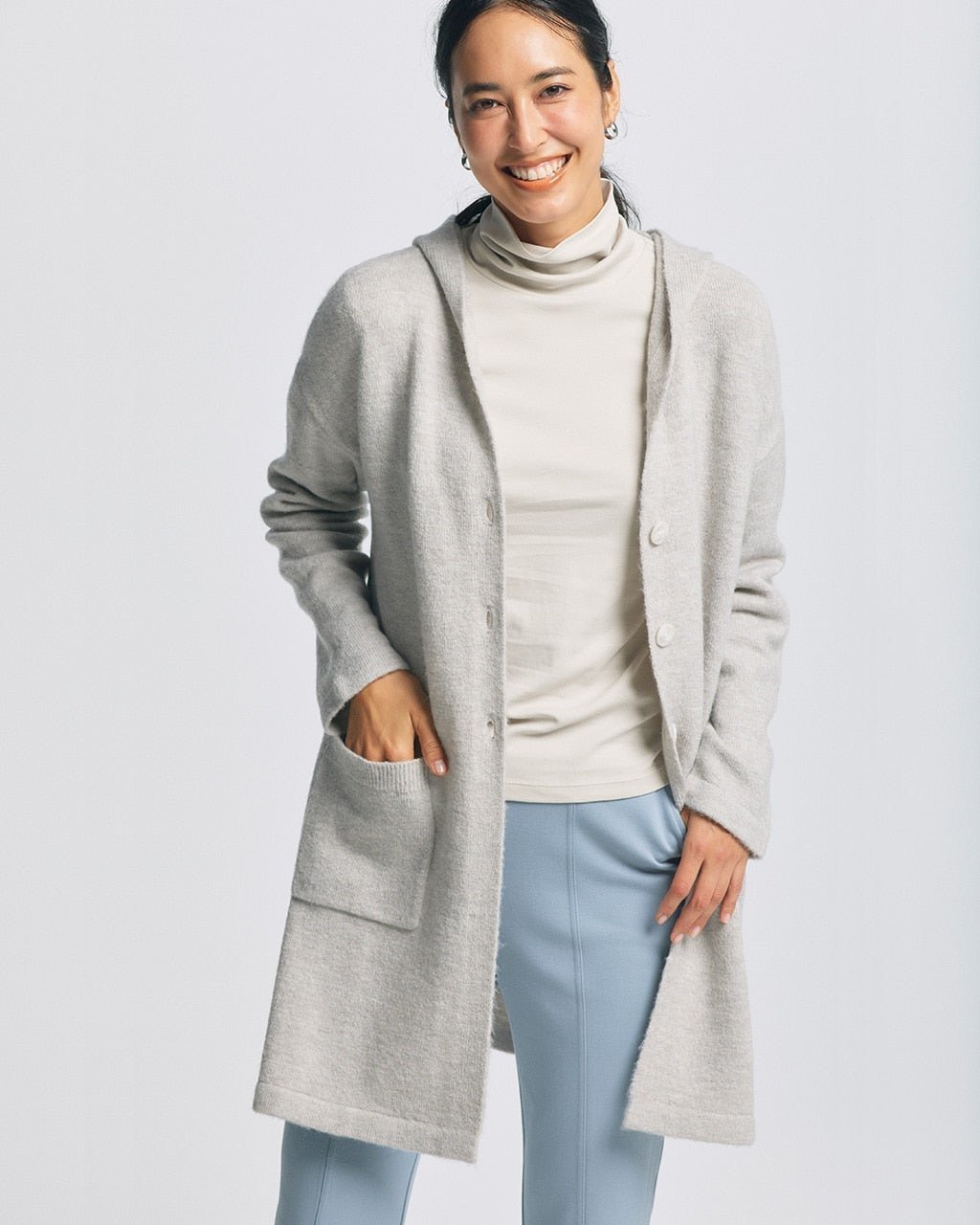 【ドゥクラッセ/DoCLASSE】のフラッフィーニット・フーディジャケット インテリア・キッズ・メンズ・レディースファッション・服の通販 founy(ファニー) 　ファッション　Fashion　レディースファッション　Fashion for Women　アウター　Coat / Outerwear Collection　レディースジャケット・軽アウター　Jackets　ジャケット　Jacket, Outerwear　グレーベージュ|ID: prp329100004848119 ipo3291000000035431771