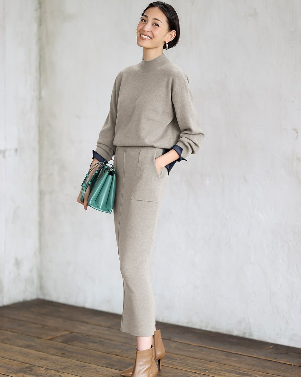 【ドゥクラッセ/DoCLASSE】の総針ハイネック・スカートセットアップ インテリア・キッズ・メンズ・レディースファッション・服の通販 founy(ファニー) 　ファッション　Fashion　レディースファッション　Fashion for Women　セットアップ　Matching Sets　スカート・ミニ/ミディ/マキシ　Skirts / Mini, Midi & Maxi Skirts　スタイリッシュ　Stylish, Fashionable　ストレッチ　Stretch, Stretchy Fabric　セットアップ　Set-Up, Coordinated Outfit　センター　Center, Center Line　ハイネック　High Neck, Mock Neck　パターン　Pattern, Design Print　ボトム　Bottoms, Lower Wear　ポケット　Pocket, Pocket Detail　ロング　Long, Long-Length　グレーパターン|ID: prp329100004848121 ipo3291000000035431796