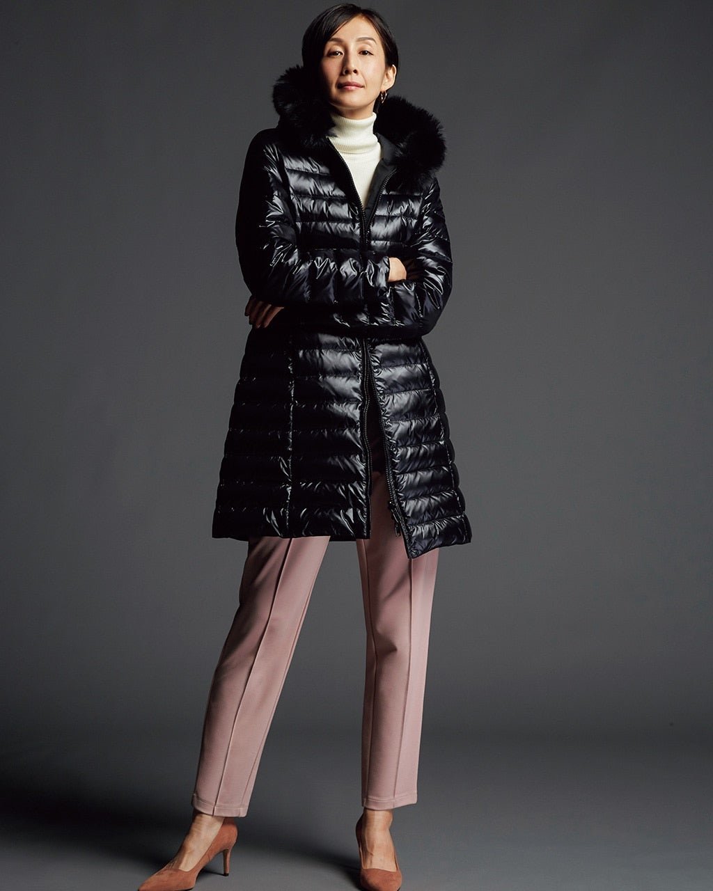 【ドゥクラッセ/DoCLASSE】のシャイニータフタ・リバーシブルダウン インテリア・キッズ・メンズ・レディースファッション・服の通販 founy(ファニー) 　ファッション　Fashion　レディースファッション　Fashion for Women　キルティング　Quilted, Quilting　シャイニー　Shiny, Glossy Finish　シンプル　Simple, Minimal　スマート　Smart, Elegant　ダウン　Down, Puffer　リアル　Real, Realistic　リバーシブル　Reversible, Two-Sided　ブラック|ID: prp329100004848138 ipo3291000000035431958