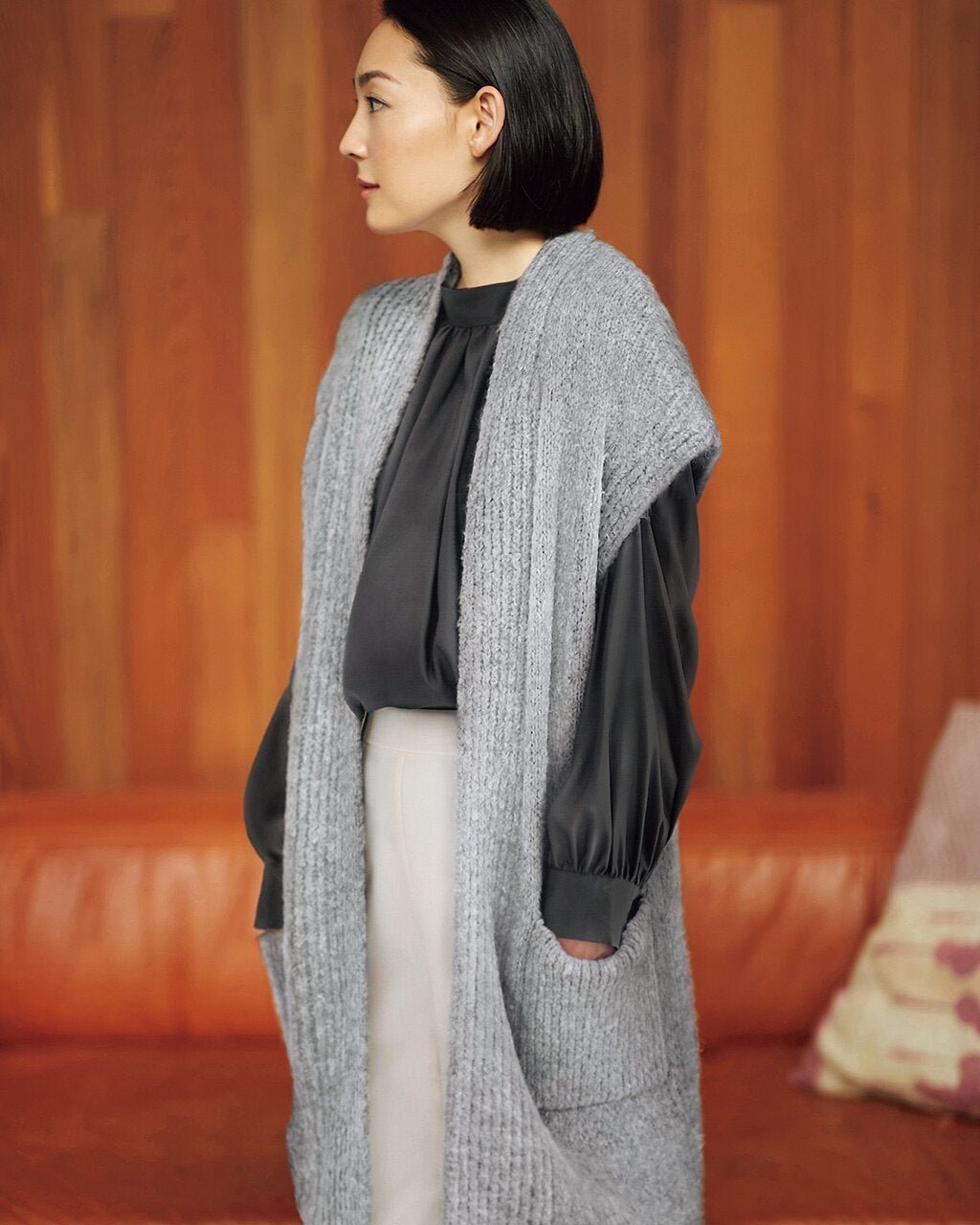 【ドゥクラッセ/DoCLASSE】のイタリア糸・アルパカ混ループジレ インテリア・キッズ・メンズ・レディースファッション・服の通販 founy(ファニー) ファッション Fashion レディースファッション Fashion for Women トップス・カットソー Cut & Sew Tops カーディガン・羽織り Layered Style Cardigans ベスト&ジレ / 重ね着スタイル Vests & Gilets イタリア Italy カーディガン Cardigan, Knitwear パッチ Patch, Appliqué ポケット Pocket, Pocket Detail ライトグレー|ID: prp329100004848147 ipo3291000000035432046