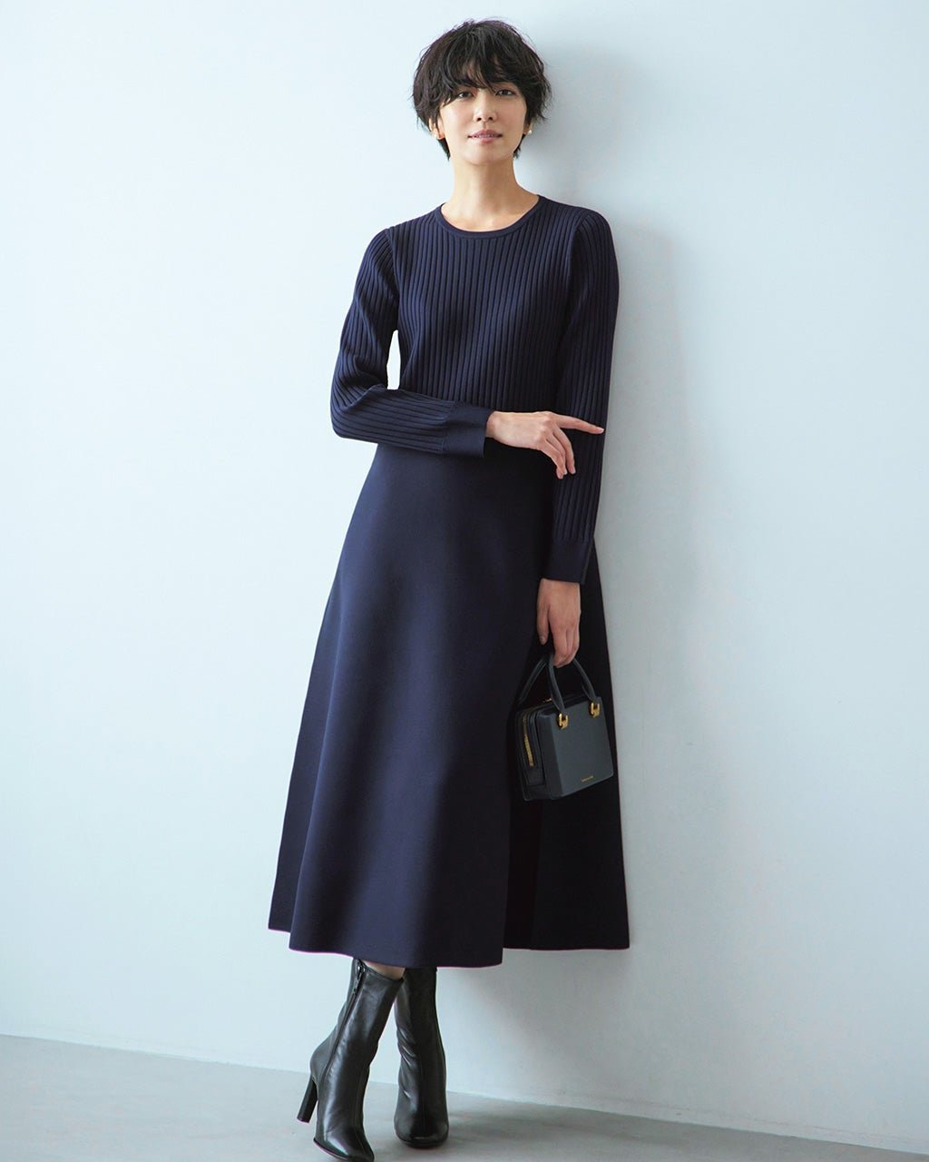 【ドゥクラッセ/DoCLASSE】の3Dニット・フィット&フレア長袖ワンピース インテリア・キッズ・メンズ・レディースファッション・服の通販 founy(ファニー) 　ファッション　Fashion　レディースファッション　Fashion for Women　ワンピース　Dresses　フィット　Fit, Slim Fit　フォルム　Silhouette, Form　フレア　Flare, Flared　長袖　Long Sleeve, Full Sleeve　ミッドナイトブルー|ID: prp329100004848165 ipo3291000000035432325