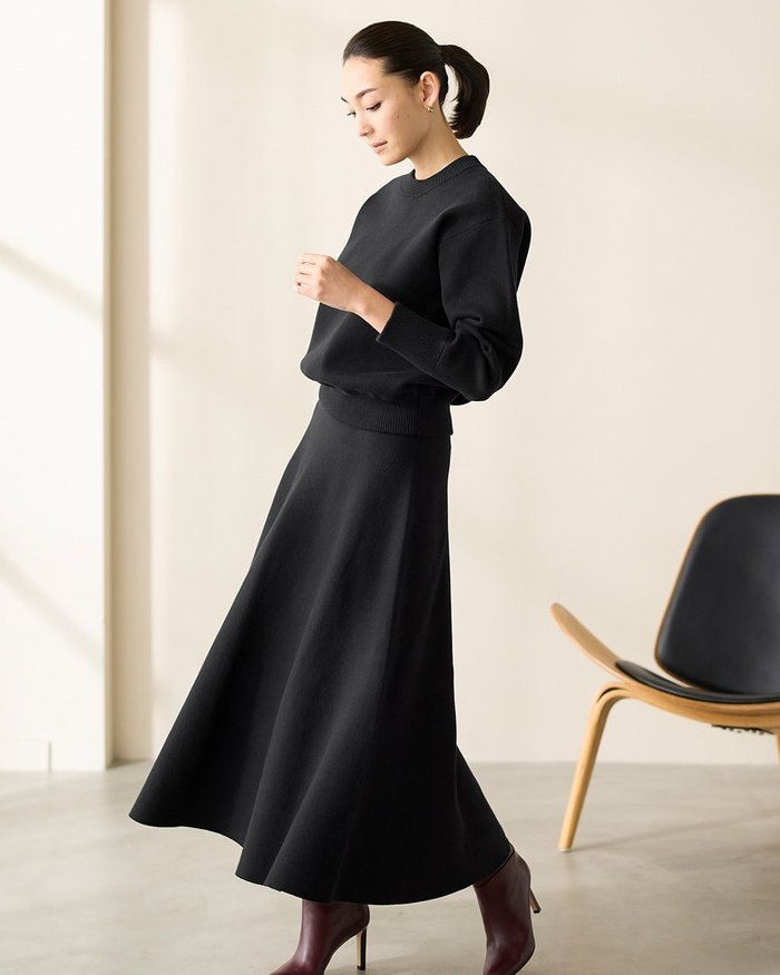 【ドゥクラッセ/DoCLASSE】のコットン混ニット・スカートセットアップ インテリア・キッズ・メンズ・レディースファッション・服の通販 founy(ファニー) https://founy.com/ ファッション Fashion レディースファッション Fashion for Women セットアップ Matching Sets スカート・ミニ/ミディ/マキシ Skirts / Mini, Midi & Maxi Skirts おすすめ Recommended / Our Picks シンプル Simple, Minimal スウェット / スエット Sweatshirt, Sweatwear セットアップ Set-Up, Coordinated Outfit バランス Balance, Style Balance フレア Flare, Flared ボトム Bottoms, Lower Wear |ID: prp329100004848190 ipo3291000000035432562