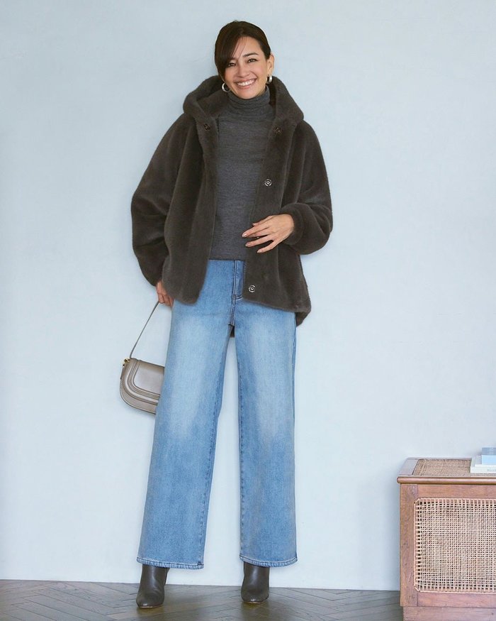 【ドゥクラッセ/DoCLASSE】の裏ベロア・ニットデニム/セミワイド 70cm インテリア・キッズ・メンズ・レディースファッション・服の通販 founy(ファニー) https://founy.com/ ファッション Fashion レディースファッション Fashion for Women パンツ Pants & Trousers カットソー Cut and Sewn Top ショート Short, Short Length ストレッチ Stretch, Stretchy Fabric デニム Denim, Jeans Material トレンド Trend, Trending Now ベロア Velour, Soft Velvet モコモコ Fuzzy, Fluffy リアル Real, Realistic ワイド Wide, Wide Fit |ID: prp329100004848191 ipo3291000000035933346