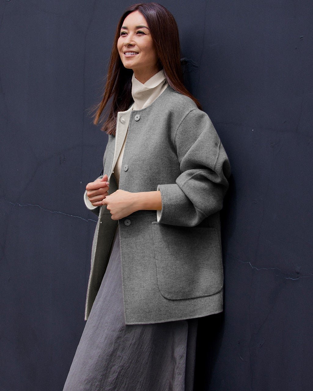 【ドゥクラッセ/DoCLASSE】のカシミヤ混ウールリバー・2WAYノーカラー インテリア・キッズ・メンズ・レディースファッション・服の通販 founy(ファニー) ファッション Fashion レディースファッション Fashion for Women アウター Coat / Outerwear Collection コート・ロングコート・ピーコート Long Coats, Peacoats & More ショート Short, Short Length ジャケット Jacket, Outerwear ダブル Double, Double-Breasted なめらか Smooth, Silky Texture パッチ Patch, Appliqué フェイス Face, Facial Design フォルム Silhouette, Form ポケット Pocket, Pocket Detail リバーシブル Reversible, Two-Sided おすすめ Recommended / Our Picks グレーパターン|ID: prp329100004848200 ipo3291000000035432649