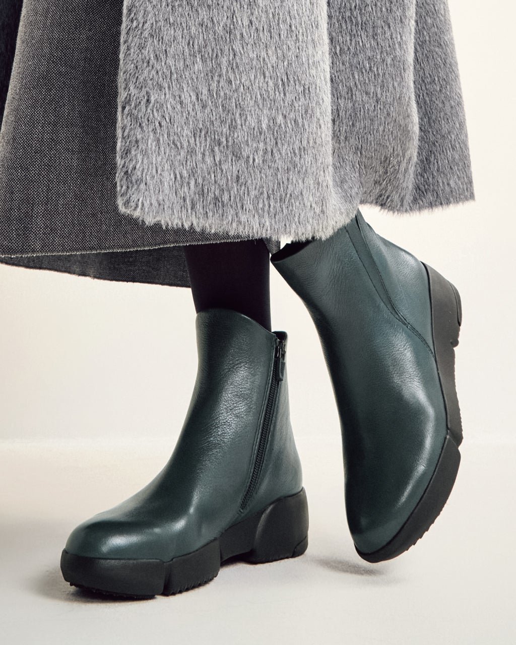 【フィットフィット/fitfit】のソフトレザーミドルブーツ インテリア・キッズ・メンズ・レディースファッション・服の通販 founy(ファニー) ファッション Fashion レディースファッション Fashion for Women インソール Shoe Insole クッション Cushion, Throw Pillow 抗菌 Antibacterial, Bacteria-Resistant 軽量 Lightweight, Ultra Light シンプル Simple, Minimal スリム Slim, Slim Fit トレンド Trend, Trending Now フィット Fit, Slim Fit ライニング Inner Lining, Inner Fabric, Lined ラバー Rubber, Rubber Sole ダークブルーグレー|ID: prp329100004854176 ipo3291000000036158918