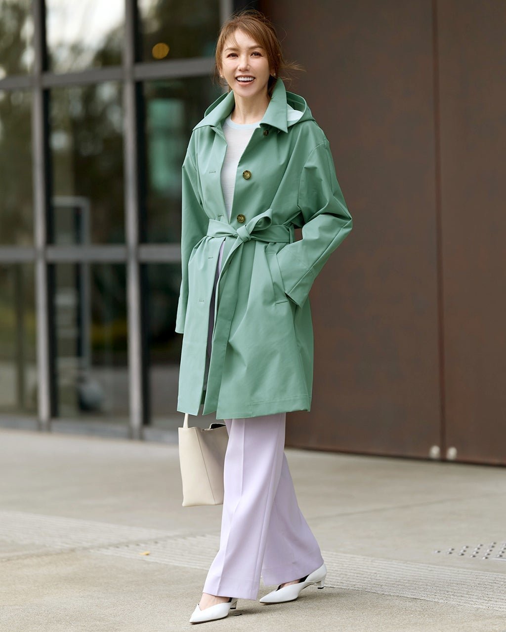 【ドゥクラッセ/DoCLASSE】のシャットウインド・ステンカラーロングコート インテリア・キッズ・メンズ・レディースファッション・服の通販 founy(ファニー) 　ファッション　Fashion　レディースファッション　Fashion for Women　アウター　Coat / Outerwear Collection　コート・ロングコート・ピーコート　Long Coats, Peacoats & More　新作・新入荷　New Arrivals / New In　ストレッチ　Stretch, Stretchy Fabric　スリット　Slit, Slit Detail　トレンチ　Trench, Trench Coat　フォルム　Silhouette, Form　ミストグリーン|ID: prp329100004856977 ipo3291000000035833240