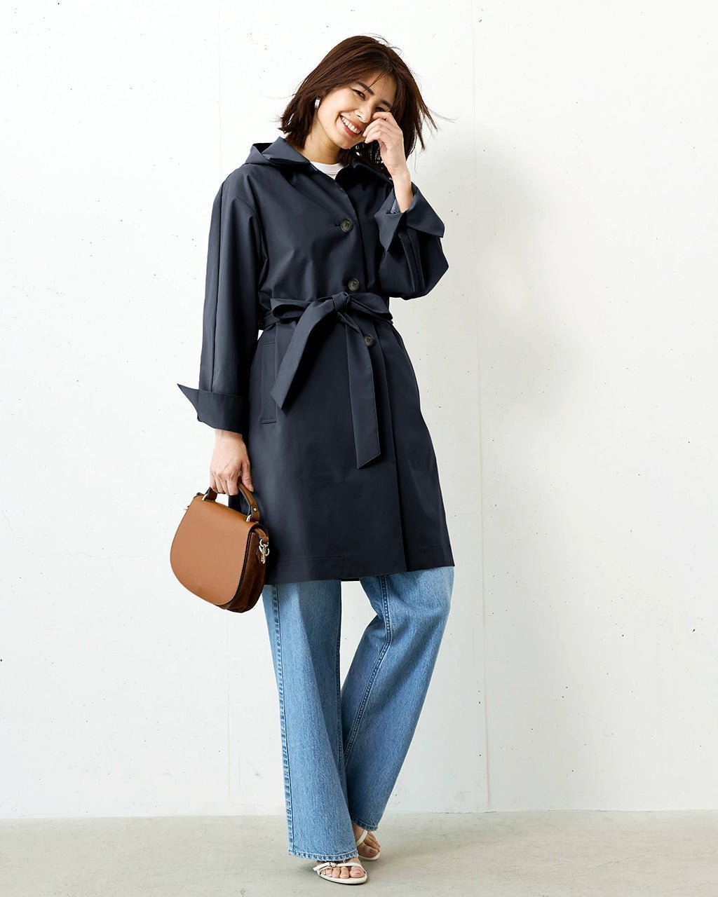 【ドゥクラッセ/DoCLASSE】のシャットウインド・ステンカラーロングコート インテリア・キッズ・メンズ・レディースファッション・服の通販 founy(ファニー) 　ファッション　Fashion　レディースファッション　Fashion for Women　アウター　Coat / Outerwear Collection　コート・ロングコート・ピーコート　Long Coats, Peacoats & More　新作・新入荷　New Arrivals / New In　ストレッチ　Stretch, Stretchy Fabric　スリット　Slit, Slit Detail　トレンチ　Trench, Trench Coat　フォルム　Silhouette, Form　ミッドナイトブルー|ID: prp329100004856977 ipo3291000000035833248