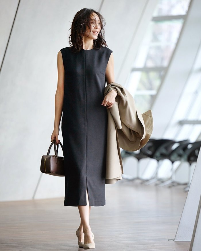 【ドゥクラッセ/DoCLASSE】のバルキーリネンタッチ・Iラインワンピース インテリア・キッズ・メンズ・レディースファッション・服の通販 founy(ファニー) https://founy.com/ ファッション Fashion レディースファッション Fashion for Women ワンピース Dresses 新作・新入荷 New Arrivals / New In スリット Slit, Slit Detail スーツ Suit, Formalwear セットアップ Set-Up, Coordinated Outfit センター Center, Center Line ノースリーブ Sleeveless, No-Sleeve リネン Linen, Linen Fabric 洗える Machine Washable |ID: prp329100004856985 ipo3291000000035833315