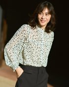 【ドゥクラッセ/DoCLASSE】のシアーシフォン・ピンタックフリルブラウス 人気、トレンドファッション・服の通販 founy(ファニー) ファッション Fashion レディースファッション Fashion for Women トップス・カットソー Cut & Sew Tops シャツ・ブラウス・オフィスカジュアル Elegant Blouses & Button-Ups 新作・新入荷 New Arrivals / New In シフォン Chiffon, Lightweight Fabric デニム Denim, Jeans Material ドット Polka Dot, Dot Pattern フェミニン Feminine, Girly フリル Frill, Ruffle ヨーク Yoke, Yoke Design ランダム Random, Irregular 無地 Plain, Solid Color thumbnail アイボリーパターン|ID: prp329100004860320 ipo3291000000035992368
