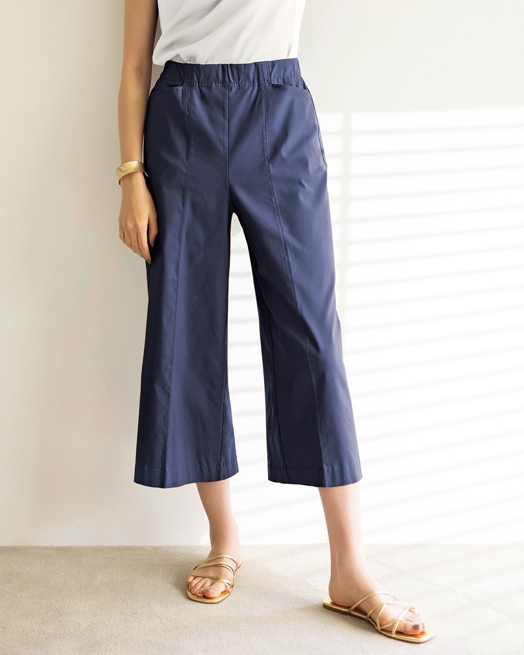 【ドゥクラッセ/DoCLASSE】のドライタッチ・クロップドワイド インテリア・キッズ・メンズ・レディースファッション・服の通販 founy(ファニー) 　ファッション　Fashion　レディースファッション　Fashion for Women　パンツ　Pants & Trousers　ストレッチ　Stretch, Stretchy Fabric　フォルム　Silhouette, Form　ネイビー|ID: prp329100004860385 ipo3291000000035992725