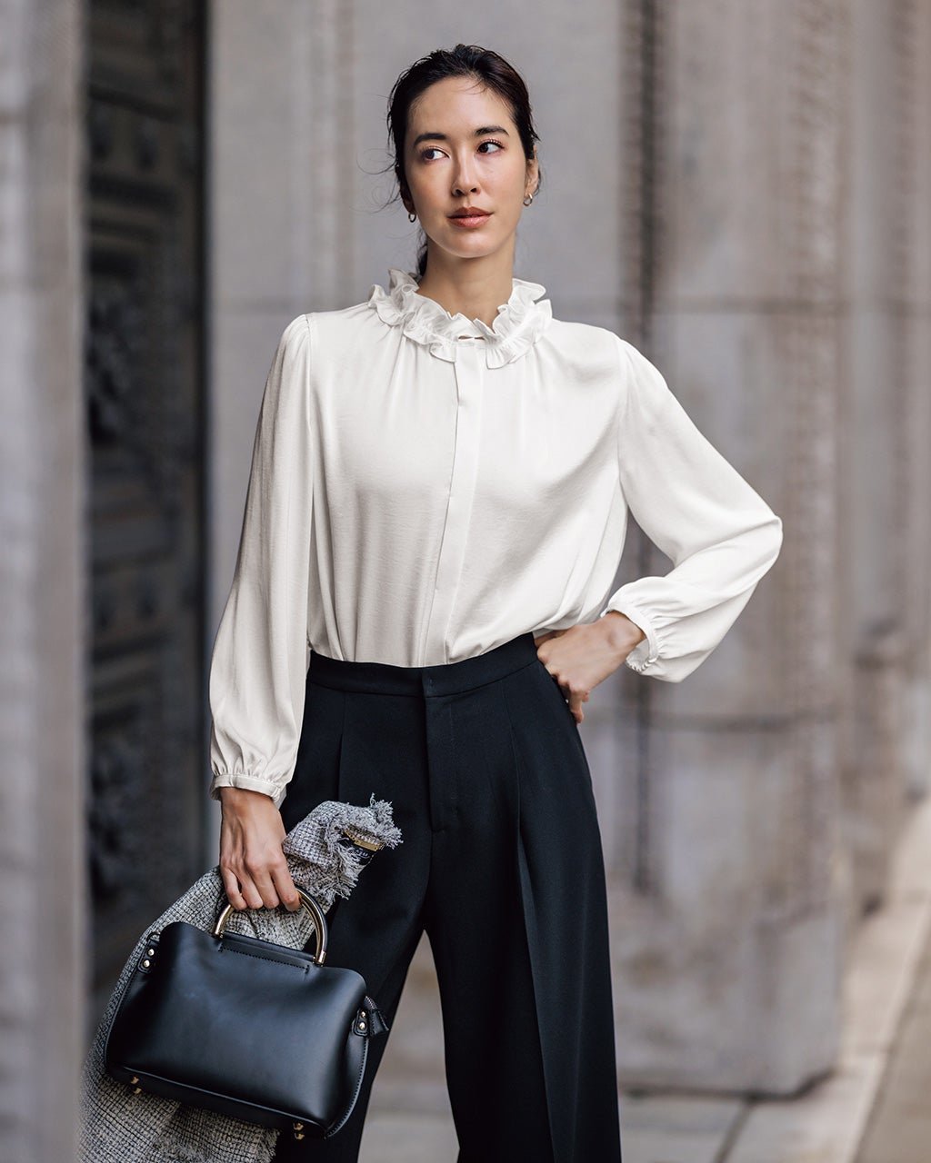 【ドゥクラッセ/DoCLASSE】のヴィンテージサテン・フリル衿ブラウス 人気、トレンドファッション・服の通販 founy(ファニー) 　ファッション　Fashion　レディースファッション　Fashion for Women　トップス・カットソー　Cut & Sew Tops　シャツ・ブラウス・オフィスカジュアル　Elegant Blouses & Button-Ups　とろみ　Fluid, Flowy Fabric　サテン　Satin, Glossy Fabric　フリル　Frill, Ruffle　モチーフ　Motif, Design Theme　エレガント 上品　Elegant　 other-1|ID: prp329100004862800 ipo3291000000036118877