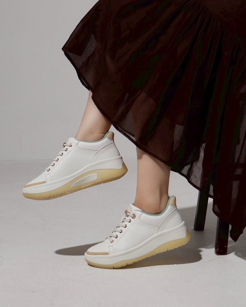 【フィットフィット/fitfit】の撥水ハンズフリースニーカー インテリア・キッズ・メンズ・レディースファッション・服の通販 founy(ファニー) 　ファッション　Fashion　レディースファッション　Fashion for Women　スクエア　Square, Square Shape　スニーカー　Sneakers, Trainers　スリム　Slim, Slim Fit　フィット　Fit, Slim Fit　フォルム　Silhouette, Form　マグネット　Magnet, Magnetic Closure　ラバー　Rubber, Rubber Sole　厚底　Platform Shoes　軽量　Lightweight, Ultra Light　オフホワイト|ID: prp329100004863552 ipo3291000000036159164