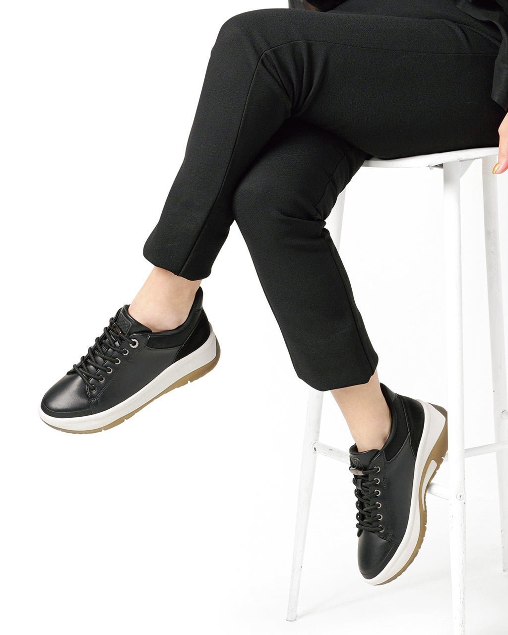 【フィットフィット/fitfit】の撥水ハンズフリースニーカー インテリア・キッズ・メンズ・レディースファッション・服の通販 founy(ファニー) 　ファッション　Fashion　レディースファッション　Fashion for Women　スクエア　Square, Square Shape　スニーカー　Sneakers, Trainers　スリム　Slim, Slim Fit　フィット　Fit, Slim Fit　フォルム　Silhouette, Form　マグネット　Magnet, Magnetic Closure　ラバー　Rubber, Rubber Sole　厚底　Platform Shoes　軽量　Lightweight, Ultra Light　ブラック|ID: prp329100004863552 ipo3291000000036159166