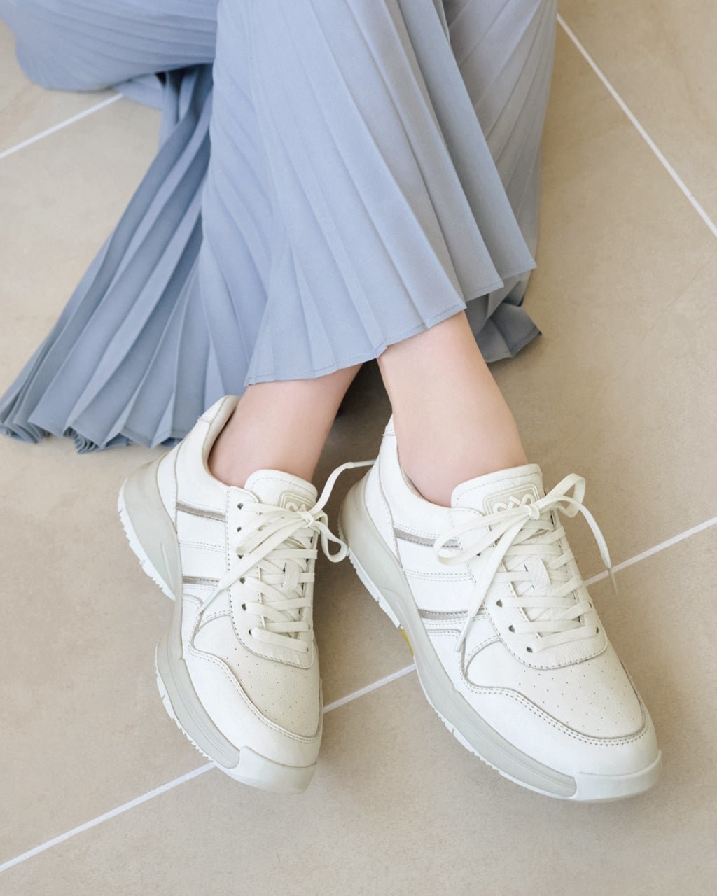 【フィットフィット/fitfit】のソフトレザースニーカーWoW500 インテリア・キッズ・メンズ・レディースファッション・服の通販 founy(ファニー) ファッション Fashion レディースファッション Fashion for Women クッション Cushion, Throw Pillow スタイリッシュ Stylish, Fashionable スニーカー Sneakers, Trainers スマート Smart, Elegant バランス Balance, Style Balance フィット Fit, Slim Fit リアル Real, Realistic リラックス Relax, Relaxed Fit 新作・新入荷 New Arrivals / New In オフホワイト|ID: prp329100004864589 ipo3291000000036204329