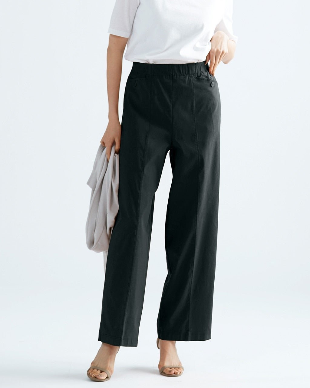 【ドゥクラッセ/DoCLASSE】のドライタッチ・ワイドパンツ インテリア・キッズ・メンズ・レディースファッション・服の通販 founy(ファニー) 　ファッション　Fashion　レディースファッション　Fashion for Women　パンツ　Pants & Trousers　カッティング　Cutting Detail　コンパクト　Compact, Small Size　ストレッチ　Stretch, Stretchy Fabric　フィット　Fit, Slim Fit　フロント　Front, Front Design　ワイド　Wide, Wide Fit　ブラック|ID: prp329100004866599 ipo3291000000036247090