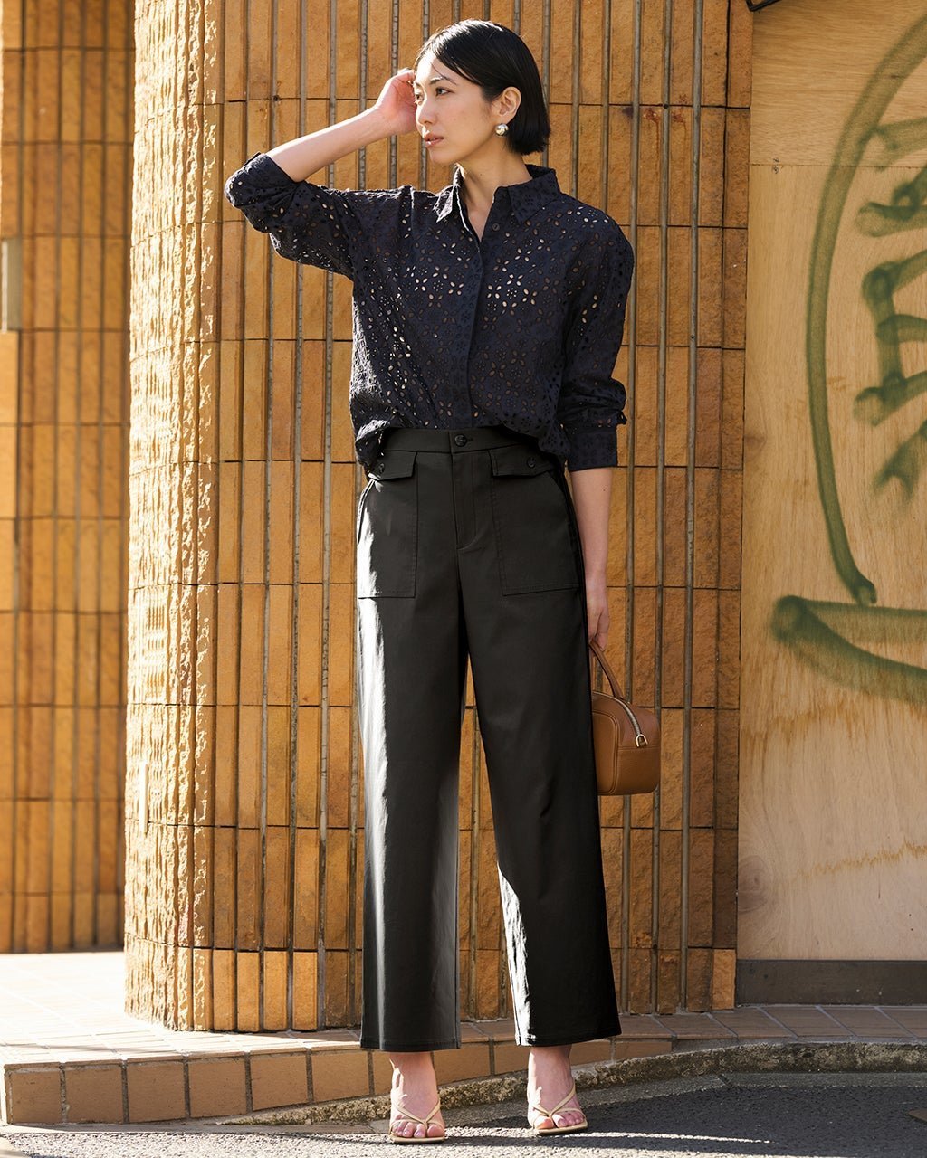 【ドゥクラッセ/DoCLASSE】のドライタッチ・ポケットベイカー/63cm インテリア・キッズ・メンズ・レディースファッション・服の通販 founy(ファニー) ファッション Fashion レディースファッション Fashion for Women パンツ Pants & Trousers 新作・新入荷 New Arrivals / New In ストレッチ Stretch, Stretchy Fabric フラップ Flap, Flap Pocket フロント Front, Front Design ポケット Pocket, Pocket Detail ワイド Wide, Wide Fit 人気 Popular, Best Seller ビジネス 仕事 通勤 Business / Work / Commuting 夏 Summer 春 Spring S/S・春夏 SS, Spring/Summer, Warm Season ブラック|ID: prp329100004871397 ipo3291000000036315295