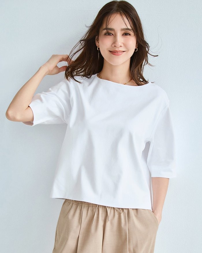 【ドゥクラッセ/DoCLASSE】のワイドフォルム/5分袖・DoT インテリア・キッズ・メンズ・レディースファッション・服の通販 founy(ファニー) https://founy.com/ ファッション Fashion レディースファッション Fashion for Women トップス・カットソー Cut & Sew Tops シャツ・ブラウス・オフィスカジュアル Elegant Blouses & Button-Ups ロングTシャツ・Tシャツ Longline T-Shirts & Tees カットソー・ベーシックTシャツ Cut-and-Sewn Tops / Stretch Tees & Basics インナー Innerwear カットソー Cut and Sewn Top コンパクト Compact, Small Size ショート Short, Short Length シンプル Simple, Minimal ジャケット Jacket, Outerwear デニム Denim, Jeans Material 定番 Standard, Basic Item なめらか Smooth, Silky Texture パール Pearl, Pearl Accent フォルム Silhouette, Form フレア Flare, Flared ベーシック Basic, Essential 半袖 Short Sleeve, Half Sleeve ワイド Wide, Wide Fit 新作・新入荷 New Arrivals / New In おすすめ Recommended / Our Picks ビジネス 仕事 通勤 Business / Work / Commuting |ID: prp329100004871402 ipo3291000000036315327