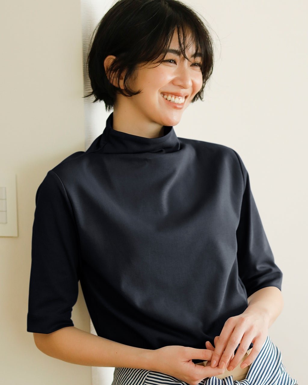 【ドゥクラッセ/DoCLASSE】のファネルネック/5分袖・ドゥクラッセTシャツ インテリア・キッズ・メンズ・レディースファッション・服の通販 founy(ファニー) 　ファッション　Fashion　レディースファッション　Fashion for Women　トップス・カットソー　Cut & Sew Tops　シャツ・ブラウス・オフィスカジュアル　Elegant Blouses & Button-Ups　ロングTシャツ・Tシャツ　Longline T-Shirts & Tees　カットソー・ベーシックTシャツ　Cut-and-Sewn Tops / Stretch Tees & Basics　カットソー　Cut and Sewn Top　ショルダー　Shoulder, Shoulder Strap　ジャケット　Jacket, Outerwear　ダブル　Double, Double-Breasted　定番　Standard, Basic Item　なめらか　Smooth, Silky Texture　ハイネック　High Neck, Mock Neck　フロント　Front, Front Design　ベーシック　Basic, Essential　ラベンダー　Lavender　リラックス　Relax, Relaxed Fit　新作・新入荷　New Arrivals / New In　おすすめ　Recommended / Our Picks　エレガント 上品　Elegant　ビジネス 仕事 通勤　Business / Work / Commuting　ミッドナイトブルー|ID: prp329100004871404 ipo3291000000036910828