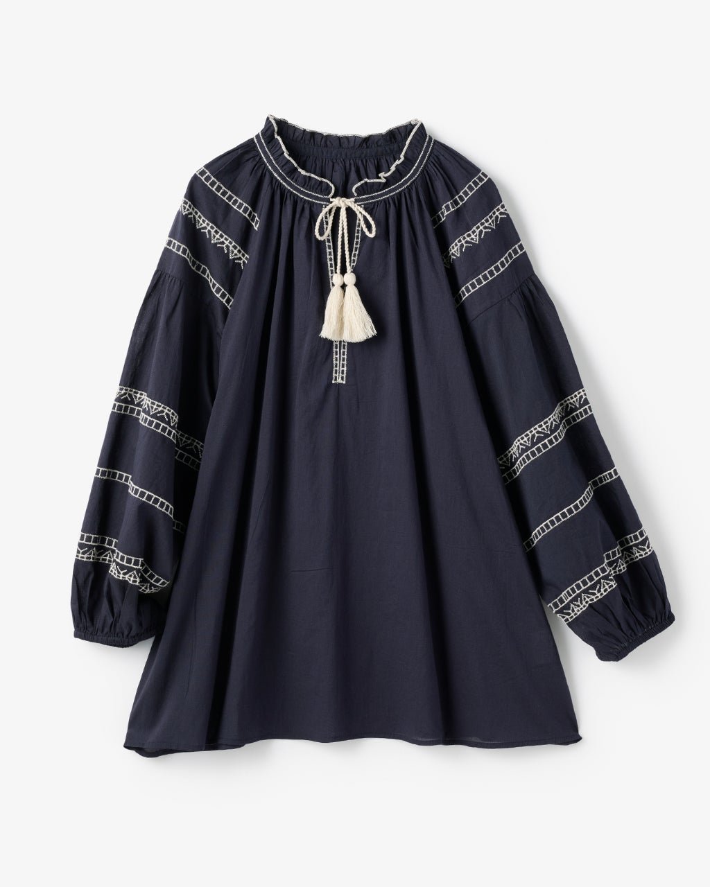 【ドゥクラッセ/DoCLASSE】のコットンボイル・エンブロイダリーブラウス インテリア・キッズ・メンズ・レディースファッション・服の通販 founy(ファニー) 　ファッション　Fashion　レディースファッション　Fashion for Women　トップス・カットソー　Cut & Sew Tops　シャツ・ブラウス・オフィスカジュアル　Elegant Blouses & Button-Ups　新作・新入荷　New Arrivals / New In　モチーフ　Motif, Design Theme　夏　Summer　ミッドナイトブルー|ID: prp329100004871408 ipo3291000000036315418