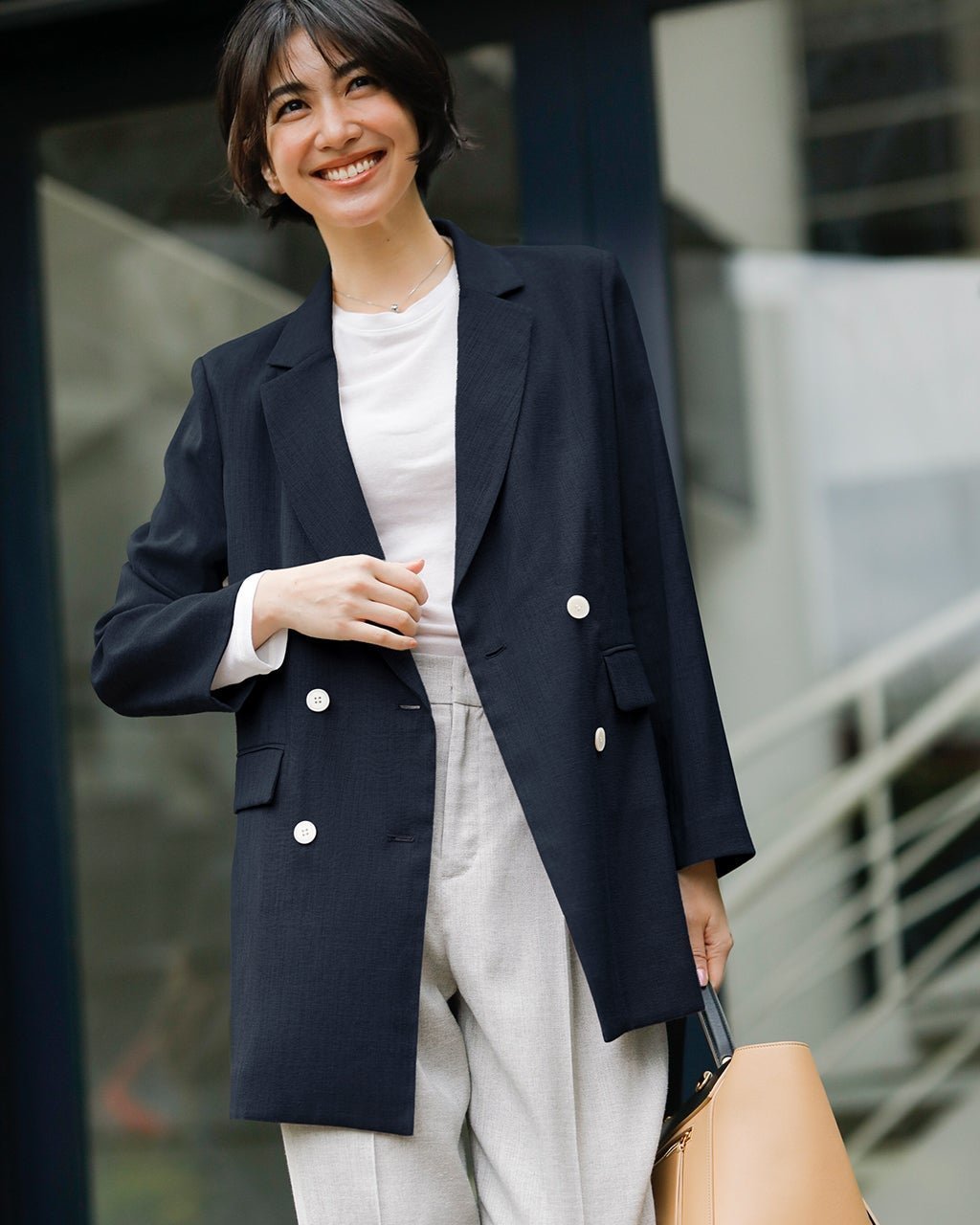 【ドゥクラッセ/DoCLASSE】のリネン混ストレッチ・ダブルジャケット インテリア・キッズ・メンズ・レディースファッション・服の通販 founy(ファニー) 　ファッション　Fashion　レディースファッション　Fashion for Women　アウター　Coat / Outerwear Collection　レディースジャケット・軽アウター　Jackets　新作・新入荷　New Arrivals / New In　ジャケット　Jacket, Outerwear　ストレッチ　Stretch, Stretchy Fabric　ダブル　Double, Double-Breasted　バランス　Balance, Style Balance　ミックス　Mix, Mixed Style　リネン　Linen, Linen Fabric　ロング　Long, Long-Length　人気　Popular, Best Seller　ビジネス 仕事 通勤　Business / Work / Commuting　夏　Summer　定番　Standard, Basic Item　春　Spring　S/S・春夏　SS, Spring/Summer, Warm Season　ミッドナイトブルー|ID: prp329100004871417 ipo3291000000036910636