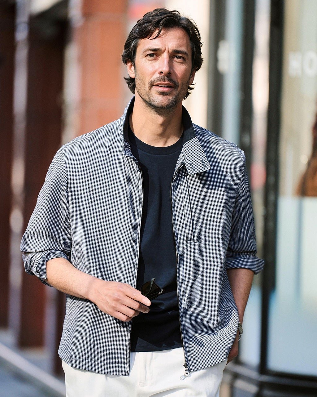 【ドゥクラッセ/DoCLASSE / MEN】の360°伸縮シアサッカー清涼ドライジャケット インテリア・キッズ・メンズ・レディースファッション・服の通販 founy(ファニー) ファッション Fashion メンズファッション Fashion for Men 新作・新入荷 New Arrivals / New In ジャケット Jacket, Outerwear ストレッチ Stretch, Stretchy Fabric ブルゾン Blouson, Bomber Jacket ベスト Vest, Waistcoat メンズ Men's, Menswear ネイビーギンガム|ID: prp329100004871435 ipo3291000000036315755