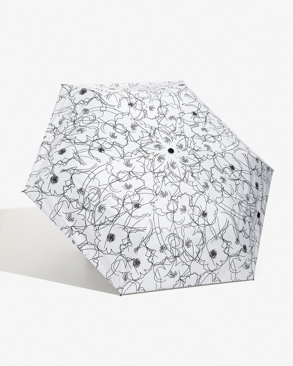 【ドゥクラッセ/DoCLASSE】のパーフェクトシェード100・折り畳み傘+ インテリア・キッズ・メンズ・レディースファッション・服の通販 founy(ファニー) 　ファッション　Fashion　レディースファッション　Fashion for Women　レイングッズ・傘・晴雨兼用傘　Umbrellas & Rain Gear　グラス　Glass, Eyewear　コーティング　Coating, Coated Finish　傘　Umbrella, Parasol　巾着　Drawstring Bag, Kinchaku　軽量　Lightweight, Ultra Light　センター　Center, Center Line　透かし　Cut-Out, Lacework　人気　Popular, Best Seller　ブロック　Block, Solid Block Pattern　プリント　Print, Printed Pattern　日傘　Parasol, UV Umbrella　ワンポイント　One Point, Statement Accent　新作・新入荷　New Arrivals / New In　フラワー|ID: prp329100004871462 ipo3291000000036316166