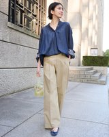 【ドゥクラッセ/DoCLASSE】のドレーピーデニム・スキッパーブラウス 人気、トレンドファッション・服の通販 founy(ファニー) ファッション Fashion レディースファッション Fashion for Women トップス・カットソー Cut & Sew Tops シャツ・ブラウス・オフィスカジュアル Elegant Blouses & Button-Ups 新作・新入荷 New Arrivals / New In とろみ Fluid, Flowy Fabric スキッパー Skipper, Open Collar デニム Denim, Jeans Material |ID:prp329100004872486