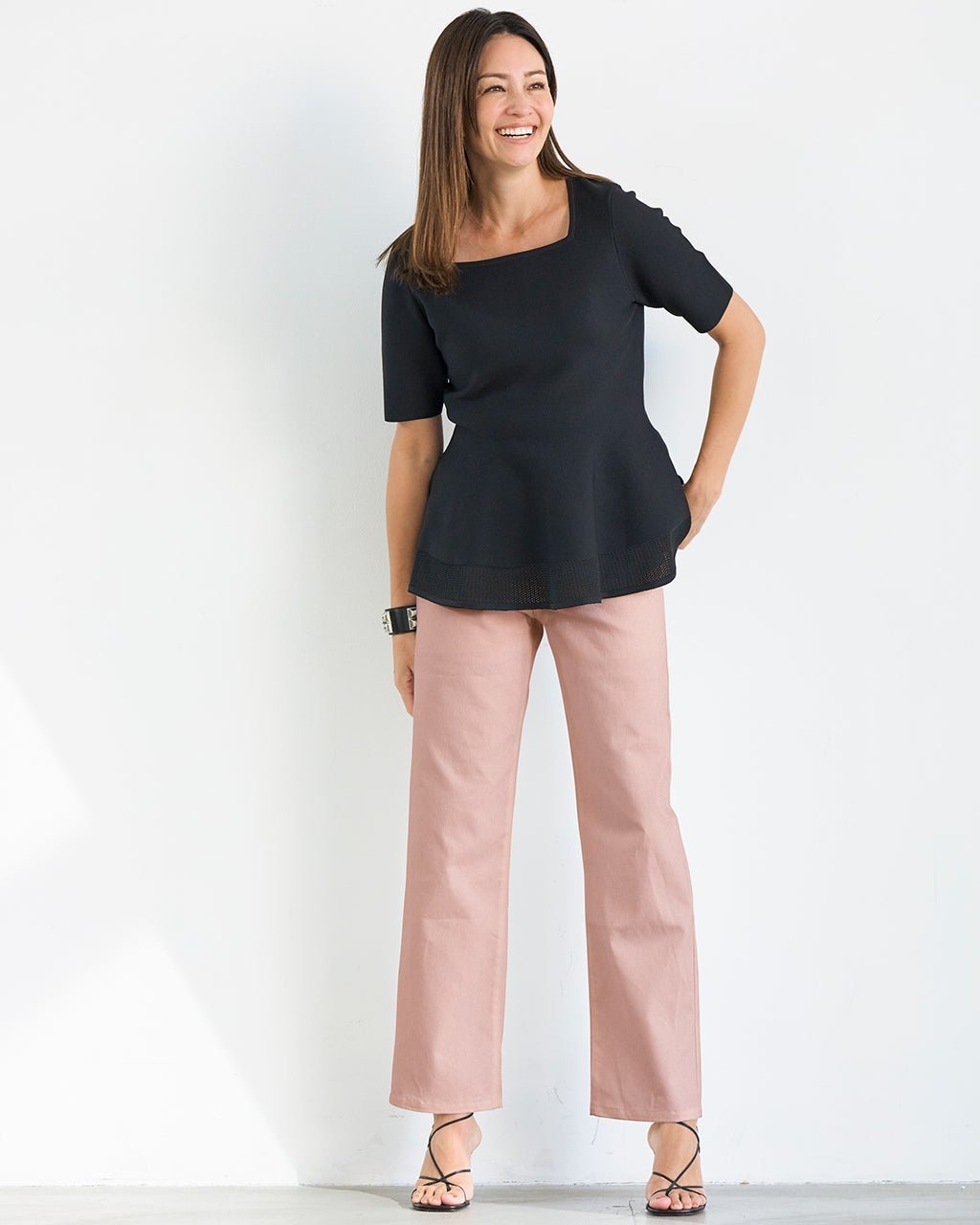 【ドゥクラッセ/DoCLASSE】のドライタッチ・ポケットベイカー/63cm インテリア・キッズ・メンズ・レディースファッション・服の通販 founy(ファニー) 　ファッション　Fashion　レディースファッション　Fashion for Women　パンツ　Pants & Trousers　新作・新入荷　New Arrivals / New In　ストレッチ　Stretch, Stretchy Fabric　フラップ　Flap, Flap Pocket　フロント　Front, Front Design　ポケット　Pocket, Pocket Detail　ワイド　Wide, Wide Fit　人気　Popular, Best Seller　ビジネス 仕事 通勤　Business / Work / Commuting　夏　Summer　春　Spring　S/S・春夏　SS, Spring/Summer, Warm Season　ピンク|ID: prp329100004883731 ipo3291000000036456098