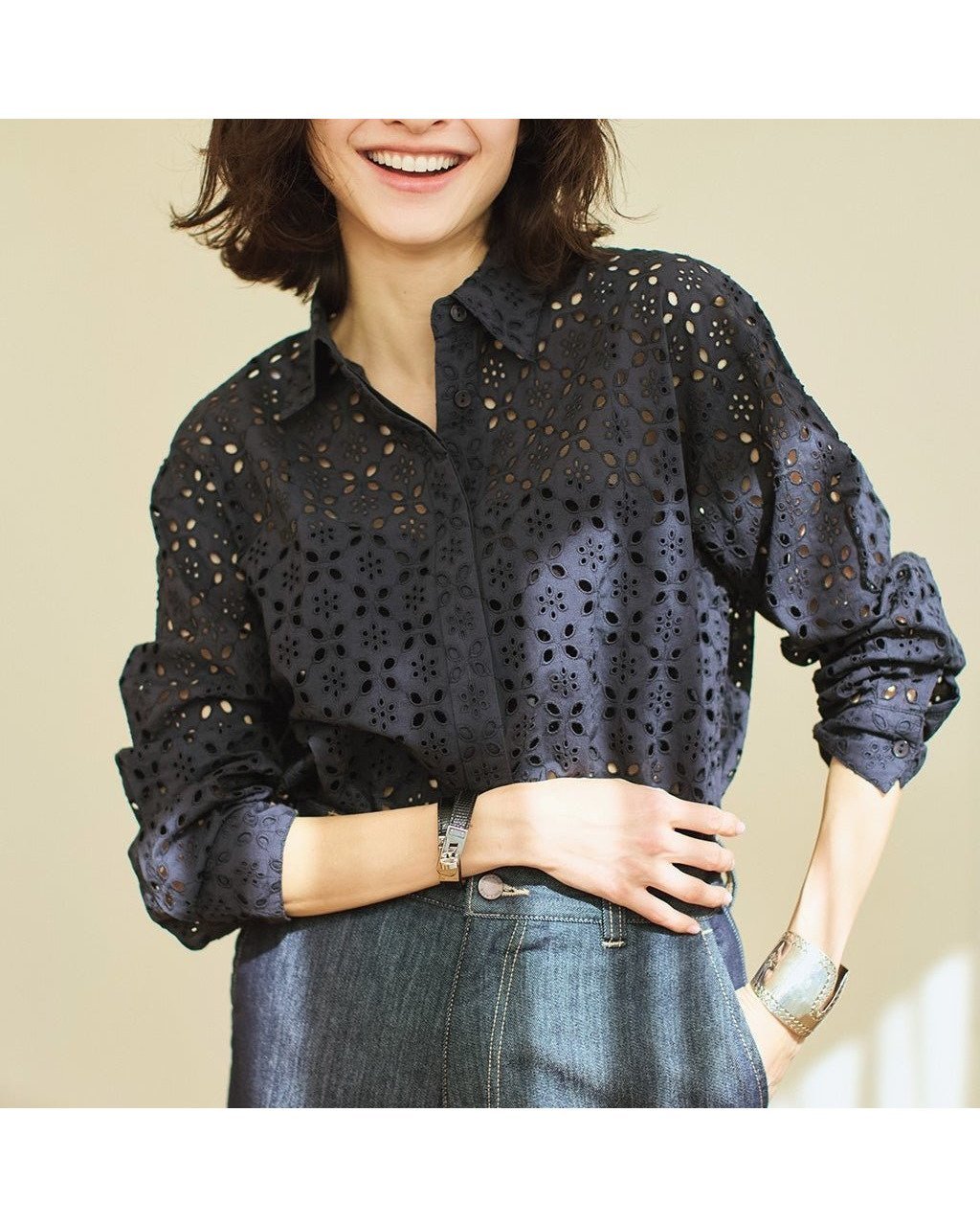 【ドゥクラッセ/DoCLASSE】のカットワークレース・比翼シャツ 人気、トレンドファッション・服の通販 founy(ファニー) 　ファッション　Fashion　レディースファッション　Fashion for Women　トップス・カットソー　Cut & Sew Tops　シャツ・ブラウス・オフィスカジュアル　Elegant Blouses & Button-Ups　新作・新入荷　New Arrivals / New In　フロント　Front, Front Design　レース　Lace, Lace Fabric　ワーク　Workwear, Utility Style　夏　Summer　 other-1|ID: prp329100004919776 ipo3291000000036910637