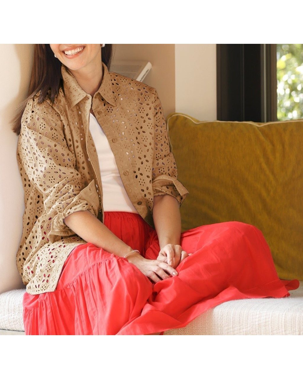 【ドゥクラッセ/DoCLASSE】のカットワークレース・比翼シャツ インテリア・キッズ・メンズ・レディースファッション・服の通販 founy(ファニー) 　ファッション　Fashion　レディースファッション　Fashion for Women　トップス・カットソー　Cut & Sew Tops　シャツ・ブラウス・オフィスカジュアル　Elegant Blouses & Button-Ups　新作・新入荷　New Arrivals / New In　フロント　Front, Front Design　レース　Lace, Lace Fabric　ワーク　Workwear, Utility Style　夏　Summer　ベージュ|ID: prp329100004919776 ipo3291000000036910640