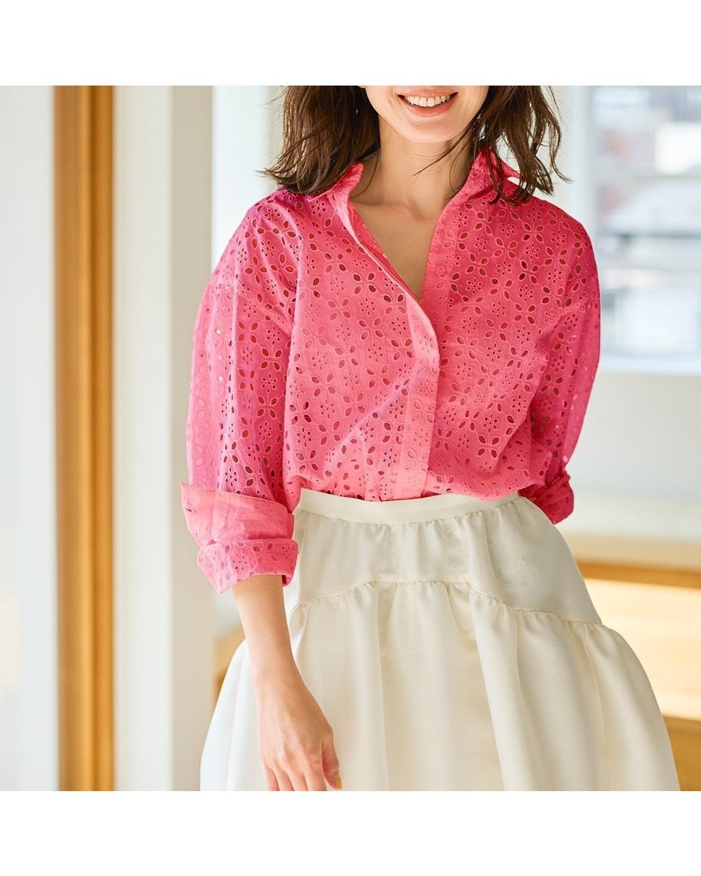 【ドゥクラッセ/DoCLASSE】のカットワークレース・比翼シャツ インテリア・キッズ・メンズ・レディースファッション・服の通販 founy(ファニー) 　ファッション　Fashion　レディースファッション　Fashion for Women　トップス・カットソー　Cut & Sew Tops　シャツ・ブラウス・オフィスカジュアル　Elegant Blouses & Button-Ups　新作・新入荷　New Arrivals / New In　フロント　Front, Front Design　レース　Lace, Lace Fabric　ワーク　Workwear, Utility Style　夏　Summer　ピンク|ID: prp329100004919776 ipo3291000000036910641