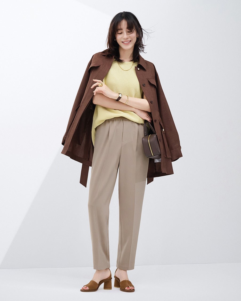 【ドゥクラッセ/DoCLASSE】のSARARI Air・テーパードパンツ インテリア・キッズ・メンズ・レディースファッション・服の通販 founy(ファニー) ファッション Fashion レディースファッション Fashion for Women パンツ Pants & Trousers ストレッチ Stretch, Stretchy Fabric セットアップ Set-Up, Coordinated Outfit センター Center, Center Line ワイド Wide, Wide Fit 新作・新入荷 New Arrivals / New In 夏 Summer ビジネス 仕事 通勤 Business / Work / Commuting トープ|ID: prp329100004919780 ipo3291000000036910656