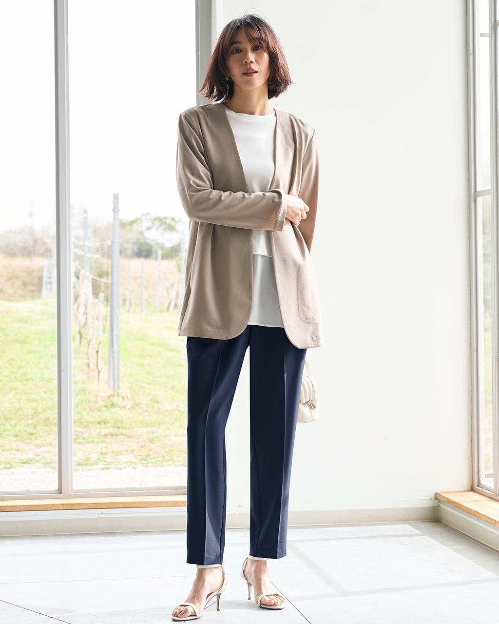 【ドゥクラッセ/DoCLASSE】のSARARI Air・テーパードパンツ インテリア・キッズ・メンズ・レディースファッション・服の通販 founy(ファニー) ファッション Fashion レディースファッション Fashion for Women パンツ Pants & Trousers ストレッチ Stretch, Stretchy Fabric セットアップ Set-Up, Coordinated Outfit センター Center, Center Line ワイド Wide, Wide Fit 新作・新入荷 New Arrivals / New In 夏 Summer ビジネス 仕事 通勤 Business / Work / Commuting ネイビー|ID: prp329100004919780 ipo3291000000036910660