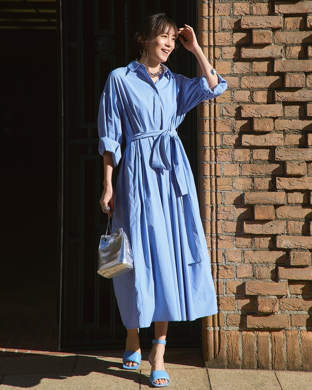 【ドゥクラッセ/DoCLASSE】のUVイージーケア・シャツワンピース インテリア・キッズ・メンズ・レディースファッション・服の通販 founy(ファニー) 　ファッション　Fashion　レディースファッション　Fashion for Women　ワンピース　Dresses　シャツワンピース / 1枚で着映えコーデ　Shirt Dresses　おすすめ　Recommended / Our Picks　スキッパー　Skipper, Open Collar　フォルム　Silhouette, Form　サックス・パターン|ID: prp329100004919787 ipo3291000000036910697