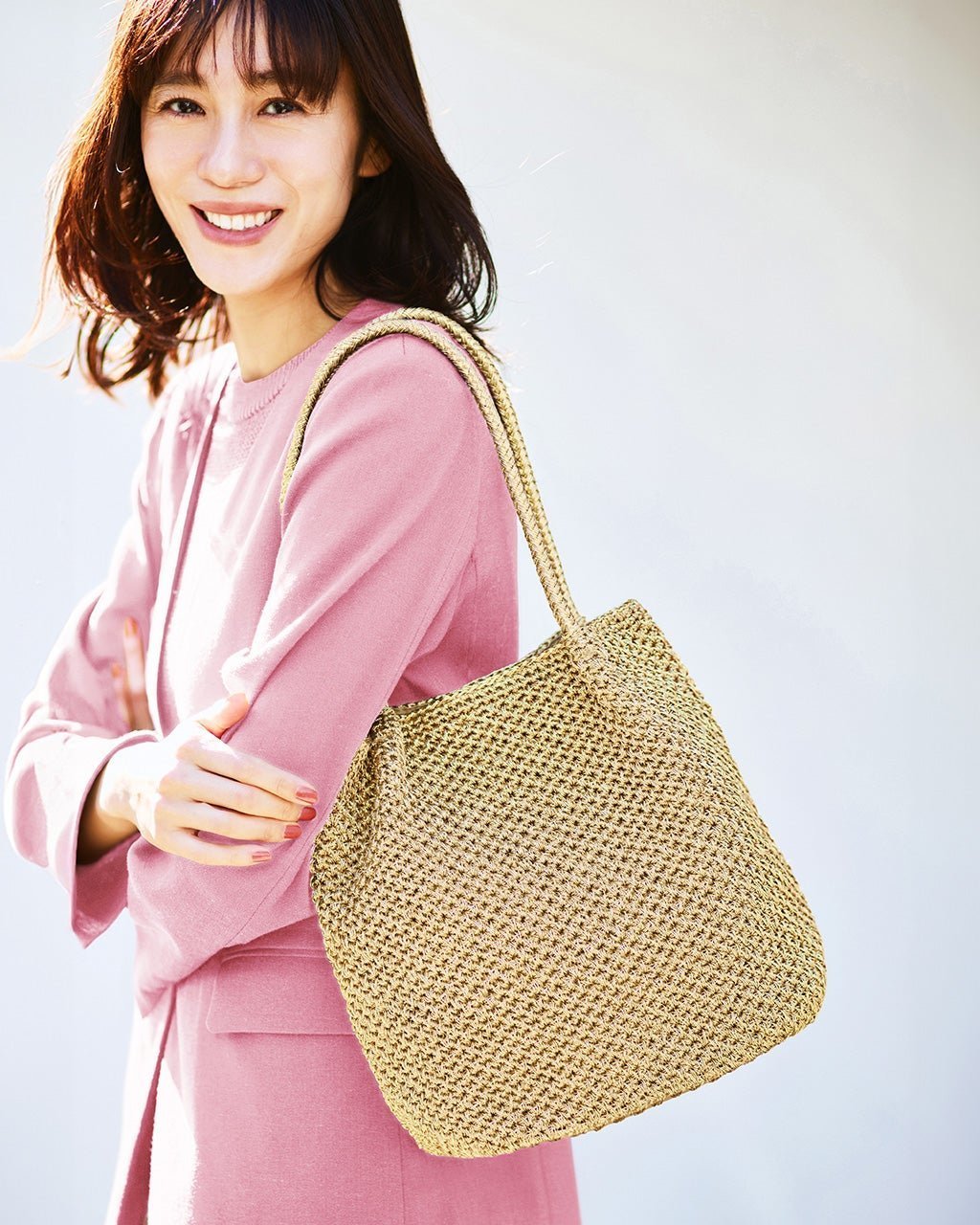 【ドゥクラッセ/DoCLASSE】のシャイニーバスケット・トートバッグM 人気、トレンドファッション・服の通販 founy(ファニー) 　ファッション　Fashion　レディースファッション　Fashion for Women　バッグ　Bags　レイングッズ・傘・晴雨兼用傘　Umbrellas & Rain Gear　新作・新入荷　New Arrivals / New In　スーツケース キャリーケース　Suitcase / Carry Case　フォルム　Silhouette, Form　ポケット　Pocket, Pocket Detail　ミックス　Mix, Mixed Style　メタリック　Metallic, Shiny Finish　人気　Popular, Best Seller　旅行　Travel　日傘　Parasol, UV Umbrella　 other-1|ID: prp329100004919790 ipo3291000000036910723