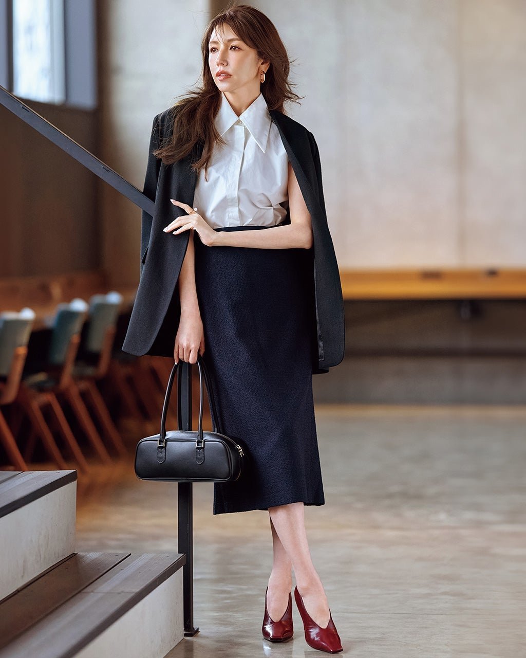 【ドゥクラッセ/DoCLASSE】のツイード・バックフレアスカート インテリア・キッズ・メンズ・レディースファッション・服の通販 founy(ファニー) 　ファッション　Fashion　レディースファッション　Fashion for Women　スカート　Skirts　Aライン・フレアスカート　A-Line & Flared Skirts　バッグ　Bags　セレモニー　Ceremony　ツイード　Twill, Twill Weave　バイアス　Bias, Diagonal Cut　パイピング　Piping, Trim Design　パターン　Pattern, Design Print　フレア　Flare, Flared　ビジネス 仕事 通勤　Business / Work / Commuting　ミッドナイトブルー|ID: prp329100004919792 ipo3291000000036910739