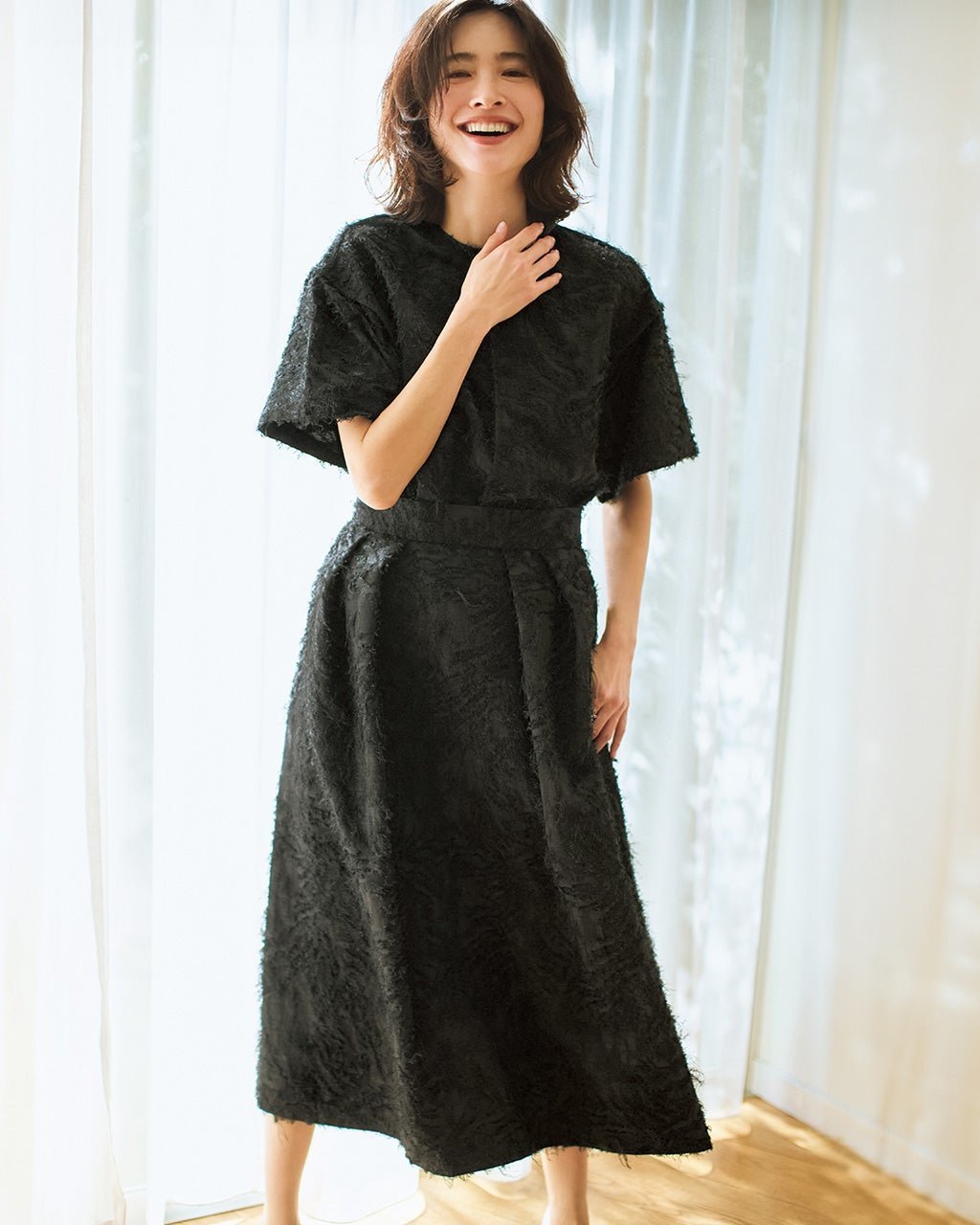 【ドゥクラッセ/DoCLASSE】のカットジャカード・クルーブラウス インテリア・キッズ・メンズ・レディースファッション・服の通販 founy(ファニー) 　ファッション　Fashion　レディースファッション　Fashion for Women　トップス・カットソー　Cut & Sew Tops　シャツ・ブラウス・オフィスカジュアル　Elegant Blouses & Button-Ups　新作・新入荷　New Arrivals / New In　ジャカード／ジャガード　Jacquard, Woven Pattern　セットアップ　Set-Up, Coordinated Outfit　ブラック|ID: prp329100004919818 ipo3291000000036910899