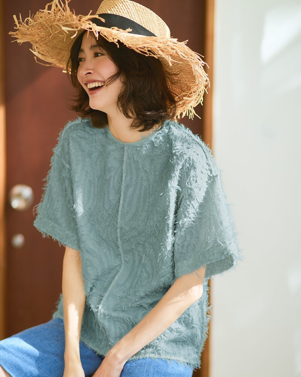 【ドゥクラッセ/DoCLASSE】のカットジャカード・クルーブラウス インテリア・キッズ・メンズ・レディースファッション・服の通販 founy(ファニー) 　ファッション　Fashion　レディースファッション　Fashion for Women　トップス・カットソー　Cut & Sew Tops　シャツ・ブラウス・オフィスカジュアル　Elegant Blouses & Button-Ups　新作・新入荷　New Arrivals / New In　ジャカード／ジャガード　Jacquard, Woven Pattern　セットアップ　Set-Up, Coordinated Outfit　ダスティーブルー|ID: prp329100004919818 ipo3291000000036910900