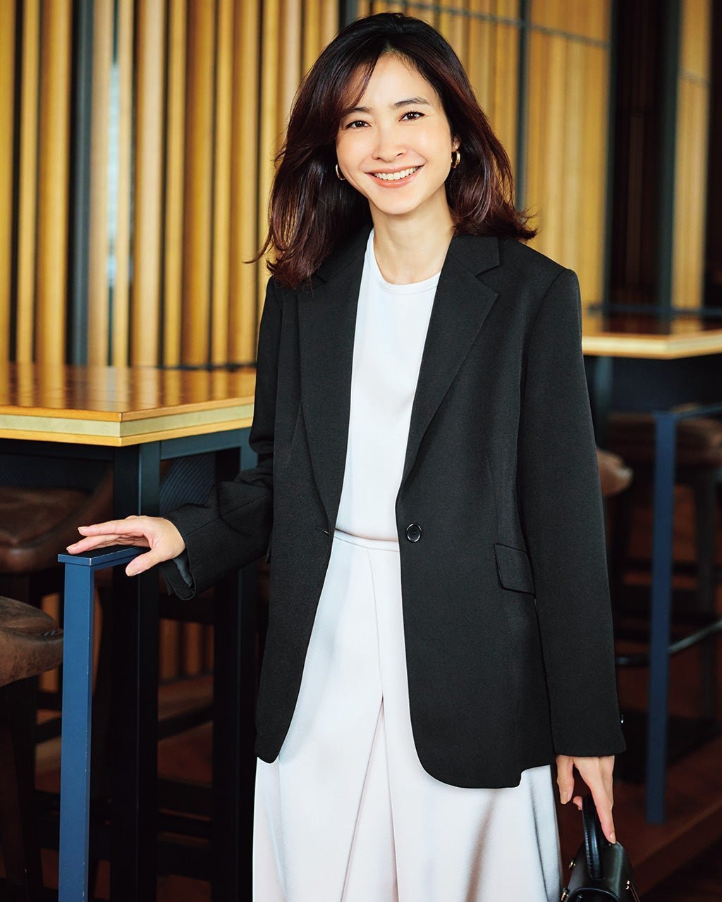 【ドゥクラッセ/DoCLASSE】のグラシエツイル・バックペプラムジャケット インテリア・キッズ・メンズ・レディースファッション・服の通販 founy(ファニー) 　ファッション　Fashion　レディースファッション　Fashion for Women　アウター　Coat / Outerwear Collection　レディースジャケット・軽アウター　Jackets　オケージョン　Occasion Wear　シンプル　Simple, Minimal　ジャケット　Jacket, Outerwear　セットアップ　Set-Up, Coordinated Outfit　テーラード　Tailored, Tailored Fit　フォルム　Silhouette, Form　フレア　Flare, Flared　ペプラム　Peplum, Flared Hem　ビジネス 仕事 通勤　Business / Work / Commuting　定番　Standard, Basic Item　洗える　Machine Washable　ブラック|ID: prp329100004919852 ipo3291000000036911048