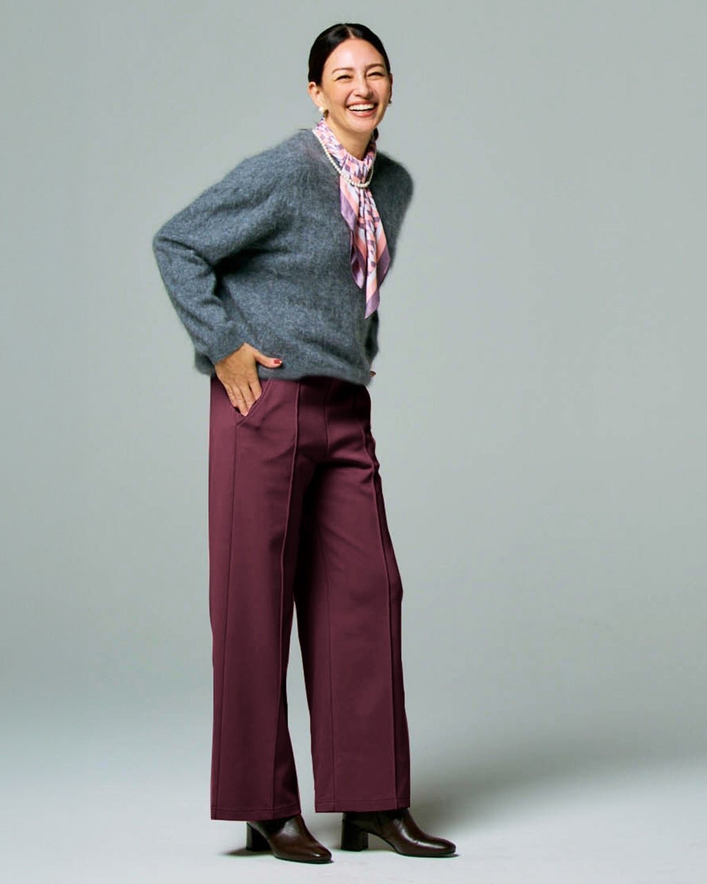 【ドゥクラッセ/DoCLASSE】のプレシャスウォームN・セミワイド/69cm インテリア・キッズ・メンズ・レディースファッション・服の通販 founy(ファニー) 　ファッション　Fashion　レディースファッション　Fashion for Women　パンツ　Pants & Trousers　秋　Autumn　カットソー　Cut and Sewn Top　ジョーゼット　Georgette, Semi-Sheer Fabric　ストレッチ　Stretch, Stretchy Fabric　スニーカー　Sneakers, Trainers　スマート　Smart, Elegant　センター　Center, Center Line　人気　Popular, Best Seller　ワイド　Wide, Wide Fit　冬　Winter / This Winter　A/W・秋冬　Autumn/Winter　ビジネス 仕事 通勤　Business / Work / Commuting　バーガンディー|ID: prp329100004919861 ipo3291000000036911097