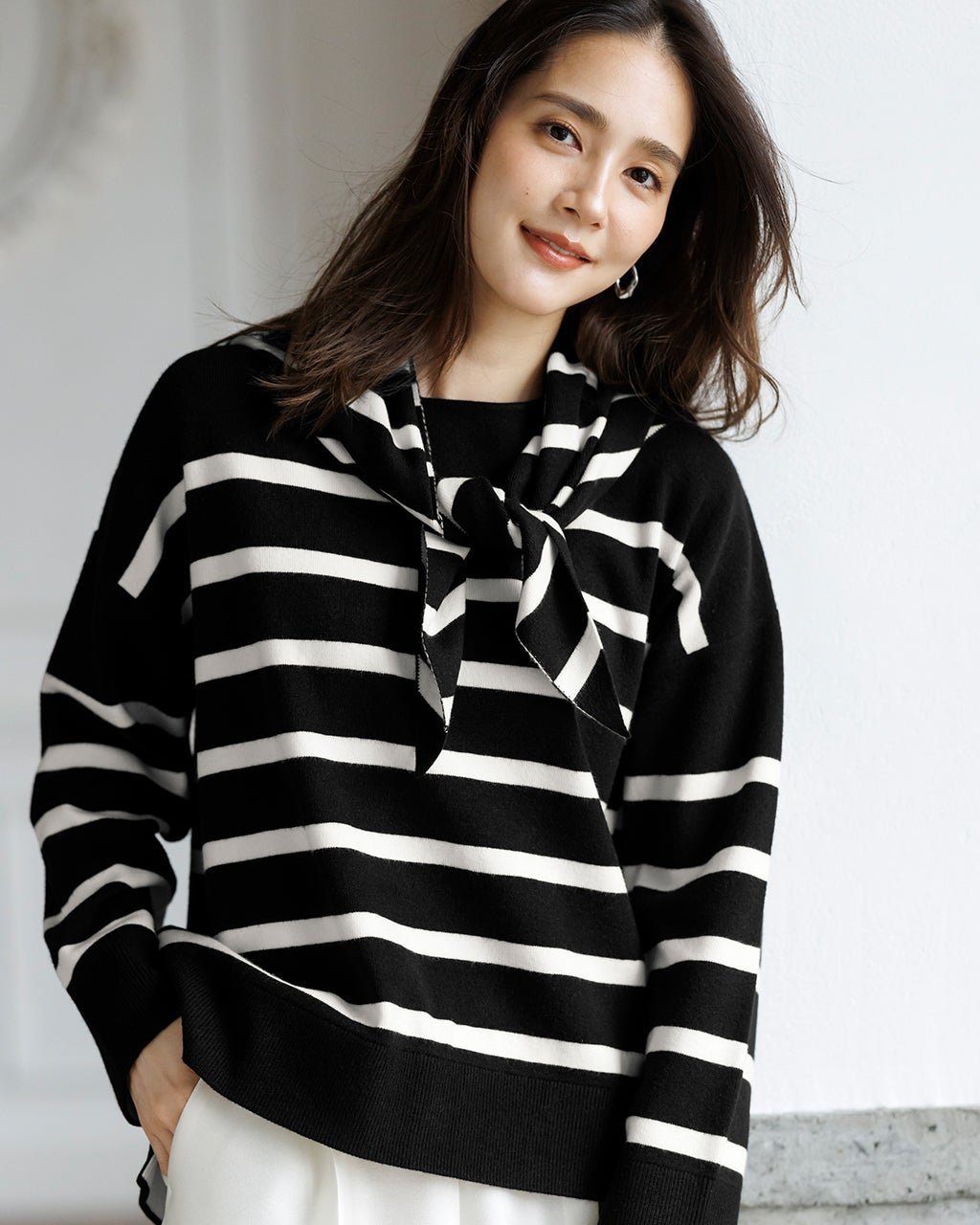 【ドゥクラッセ/DoCLASSE】のウール混・ニットスカーフ インテリア・キッズ・メンズ・レディースファッション・服の通販 founy(ファニー) 　ファッション　Fashion　レディースファッション　Fashion for Women　トップス・カットソー　Cut & Sew Tops　ニット　Knit Tops & Sweaters　レイングッズ・傘・晴雨兼用傘　Umbrellas & Rain Gear　スカーフ　Scarf, Neckwear　パターン　Pattern, Design Print　フォルム　Silhouette, Form　フレンチ　French, French Style　冬　Winter / This Winter　日傘　Parasol, UV Umbrella　ブラックパターン|ID: prp329100004919881 ipo3291000000036911229