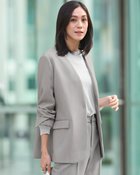 【ドゥクラッセ/DoCLASSE】のスポンジWクロス・ノーカラージャケット 人気、トレンドファッション・服の通販 founy(ファニー) ファッション Fashion レディースファッション Fashion for Women アウター Coat / Outerwear Collection レディースジャケット・軽アウター Jackets ノーカラージャケット / シンプル上品コーデ Collarless Jackets なめらか Smooth, Silky Texture オケージョン Occasion Wear ジャケット Jacket, Outerwear ストレッチ Stretch, Stretchy Fabric スリット Slit, Slit Detail セットアップ Set-Up, Coordinated Outfit フォルム Silhouette, Form 人気 Popular, Best Seller ビジネス 仕事 通勤 Business / Work / Commuting thumbnail グレー|ID: prp329100004919893 ipo3291000000036911287
